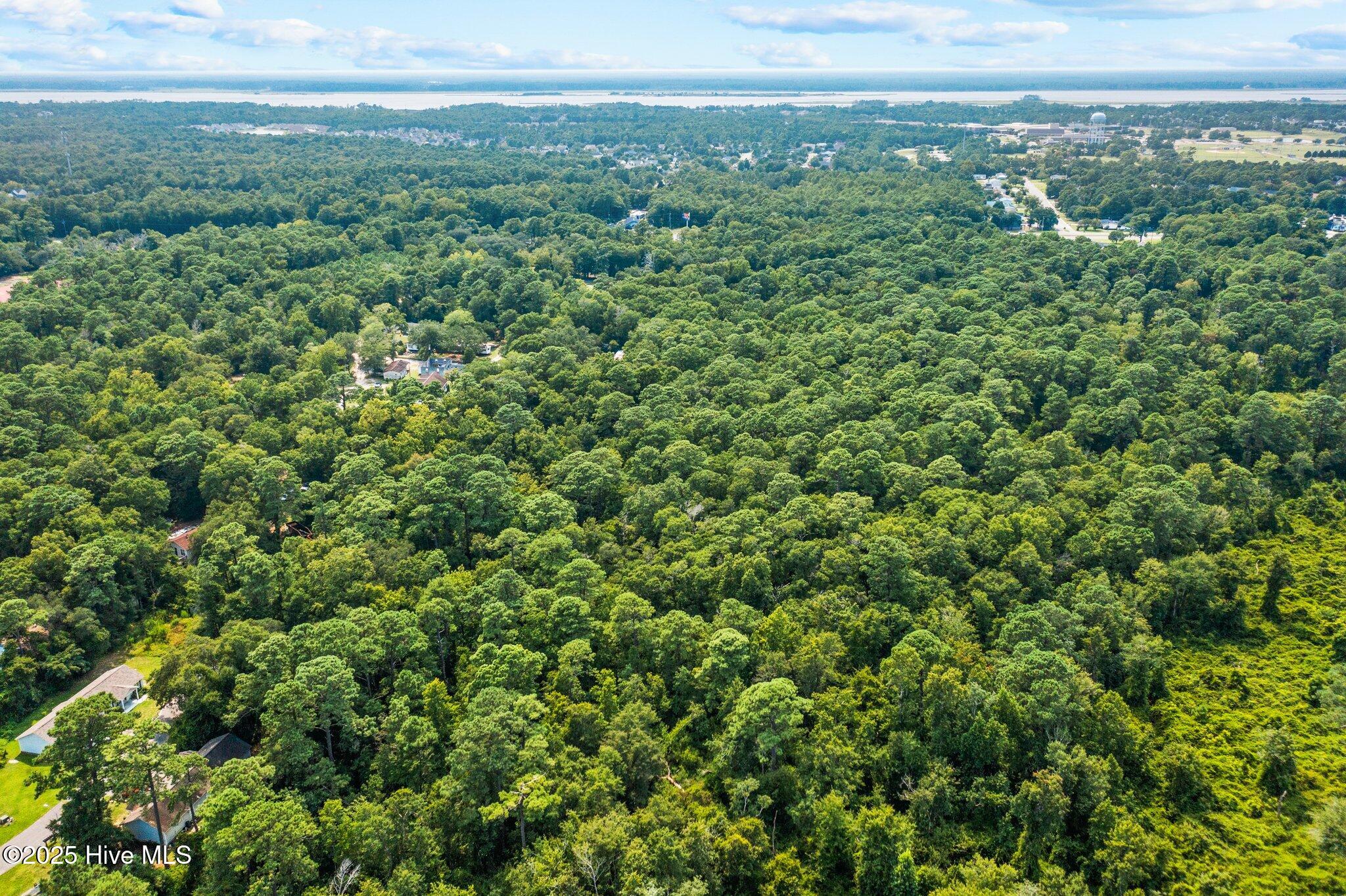 6661 Carolina Beach Road Property Photo 9