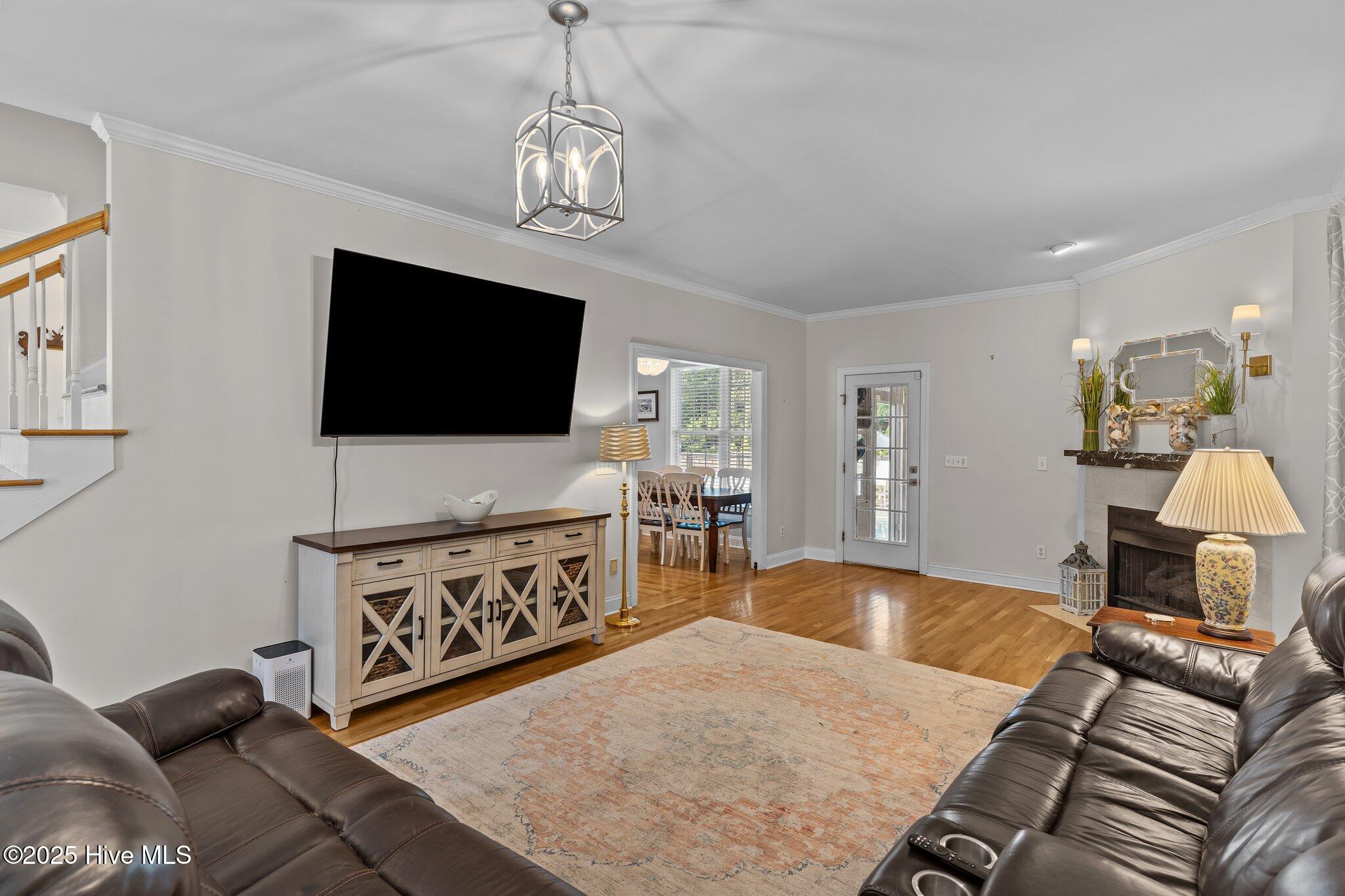 5421 Dunmore Road Property Photo 8