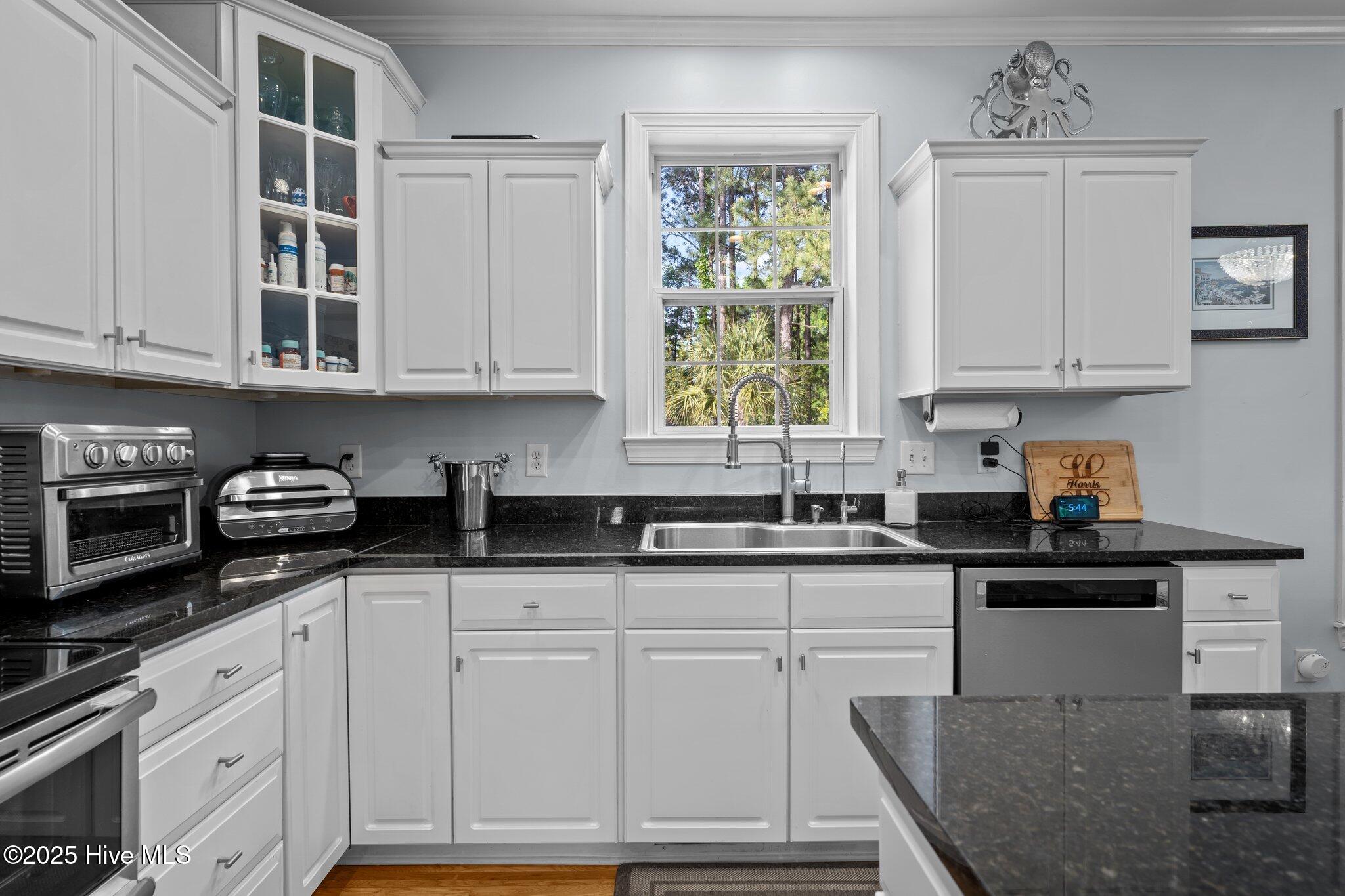 5421 Dunmore Road Property Photo 15