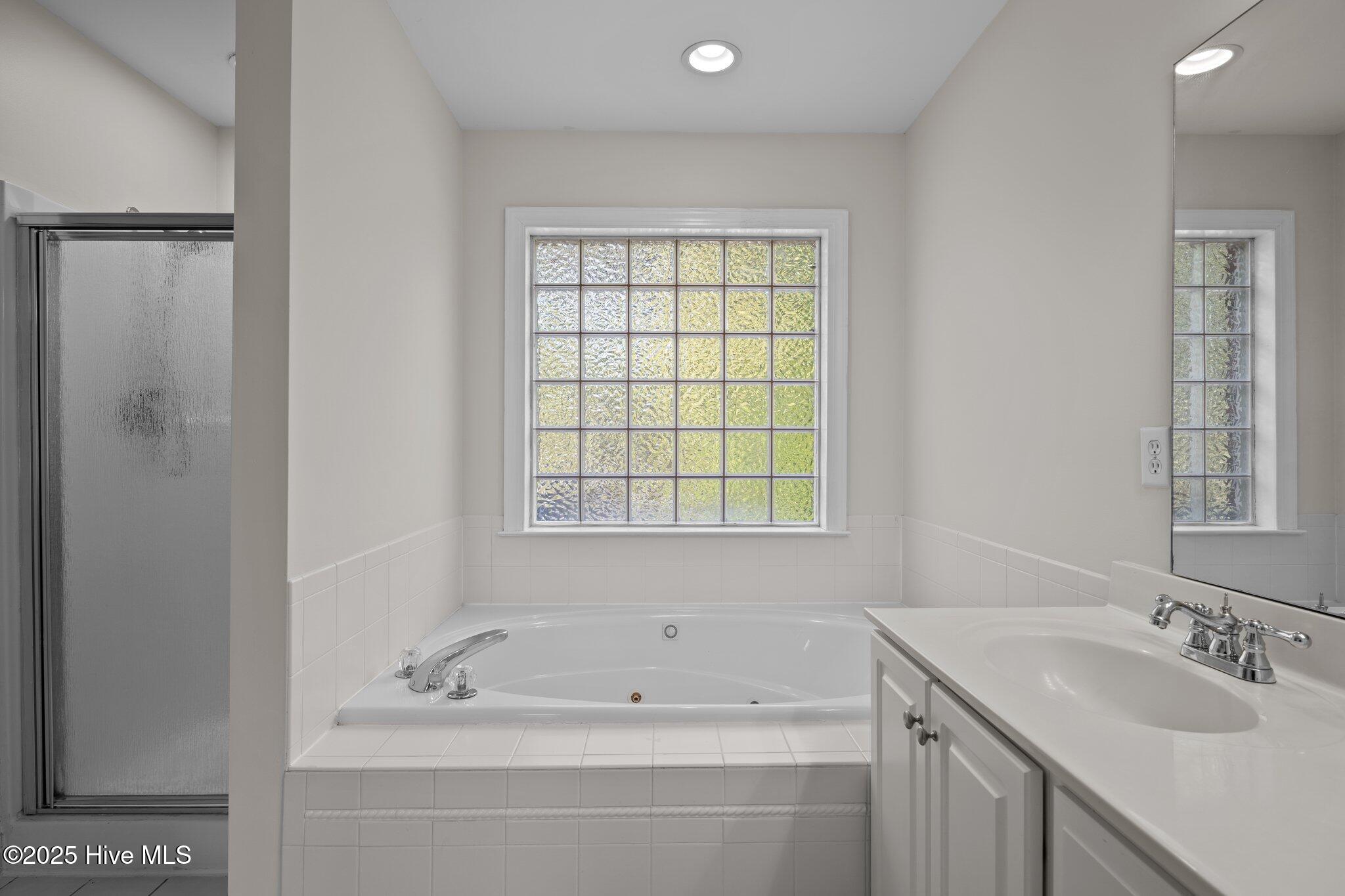 5421 Dunmore Road Property Photo 26
