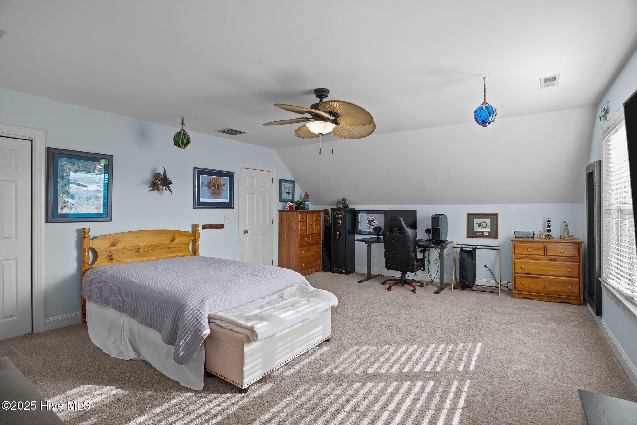 5421 Dunmore Road Property Photo 32