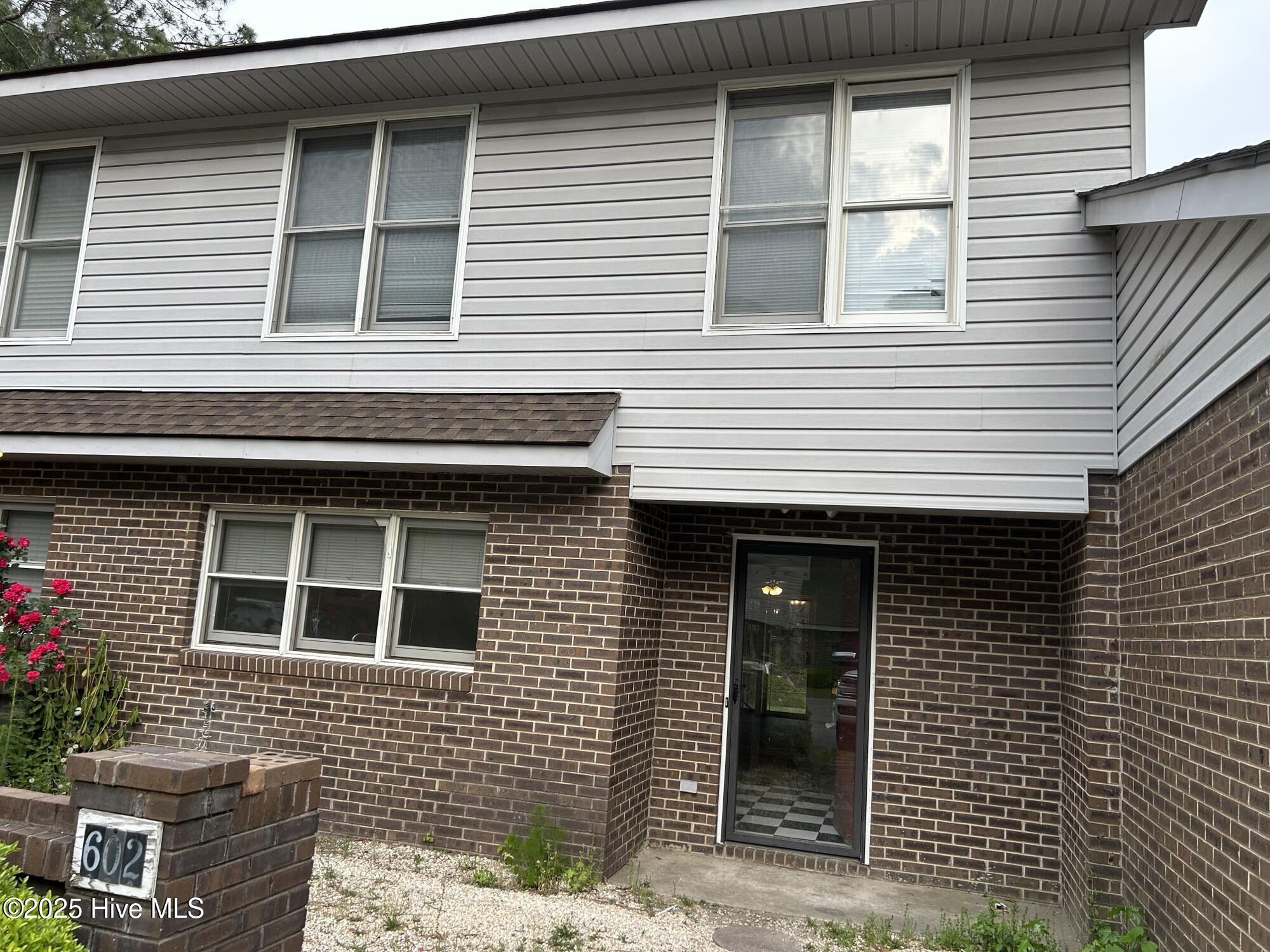 602 Sherbrooke Circle Property Photo