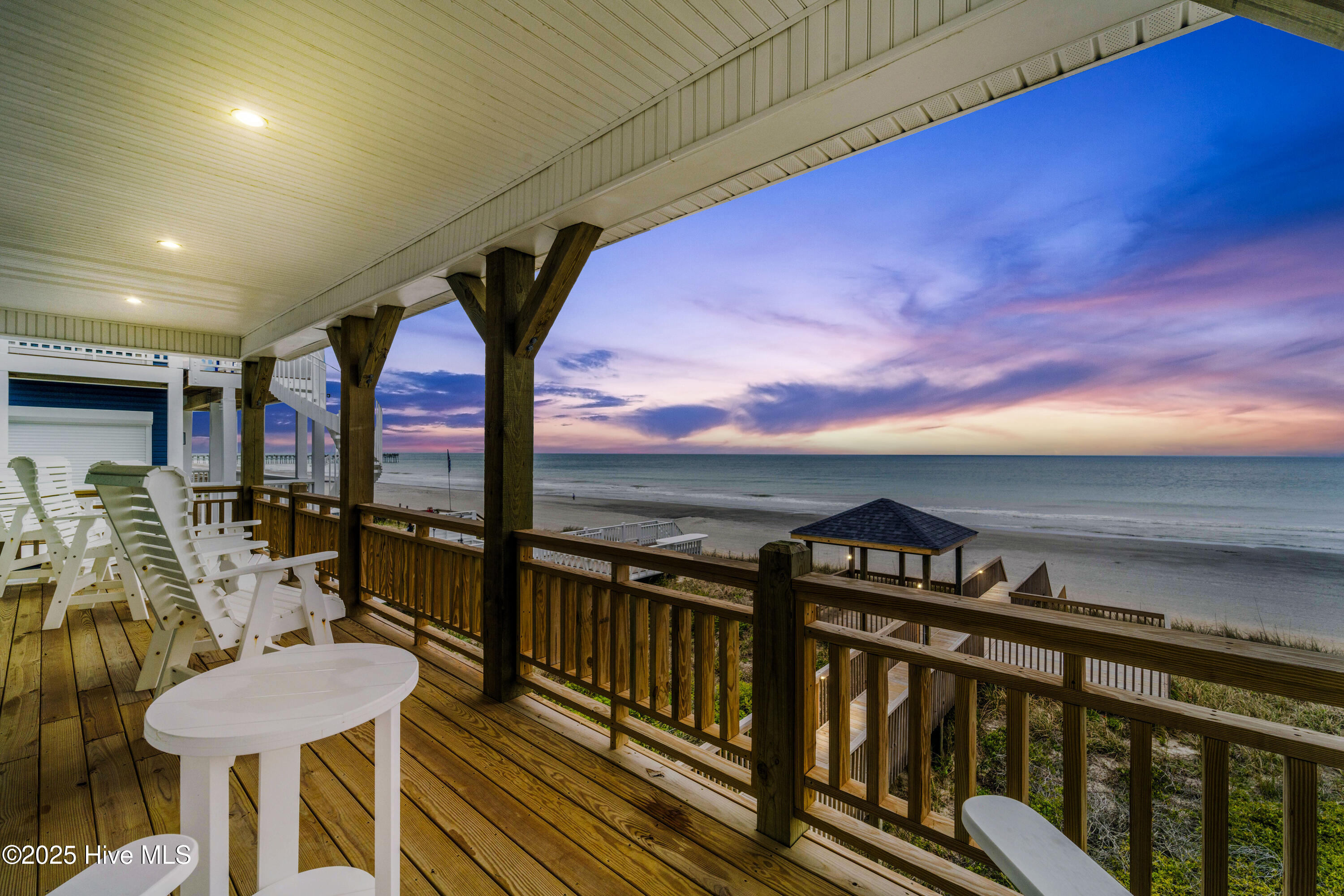 604 S Shore Drive Property Photo 1