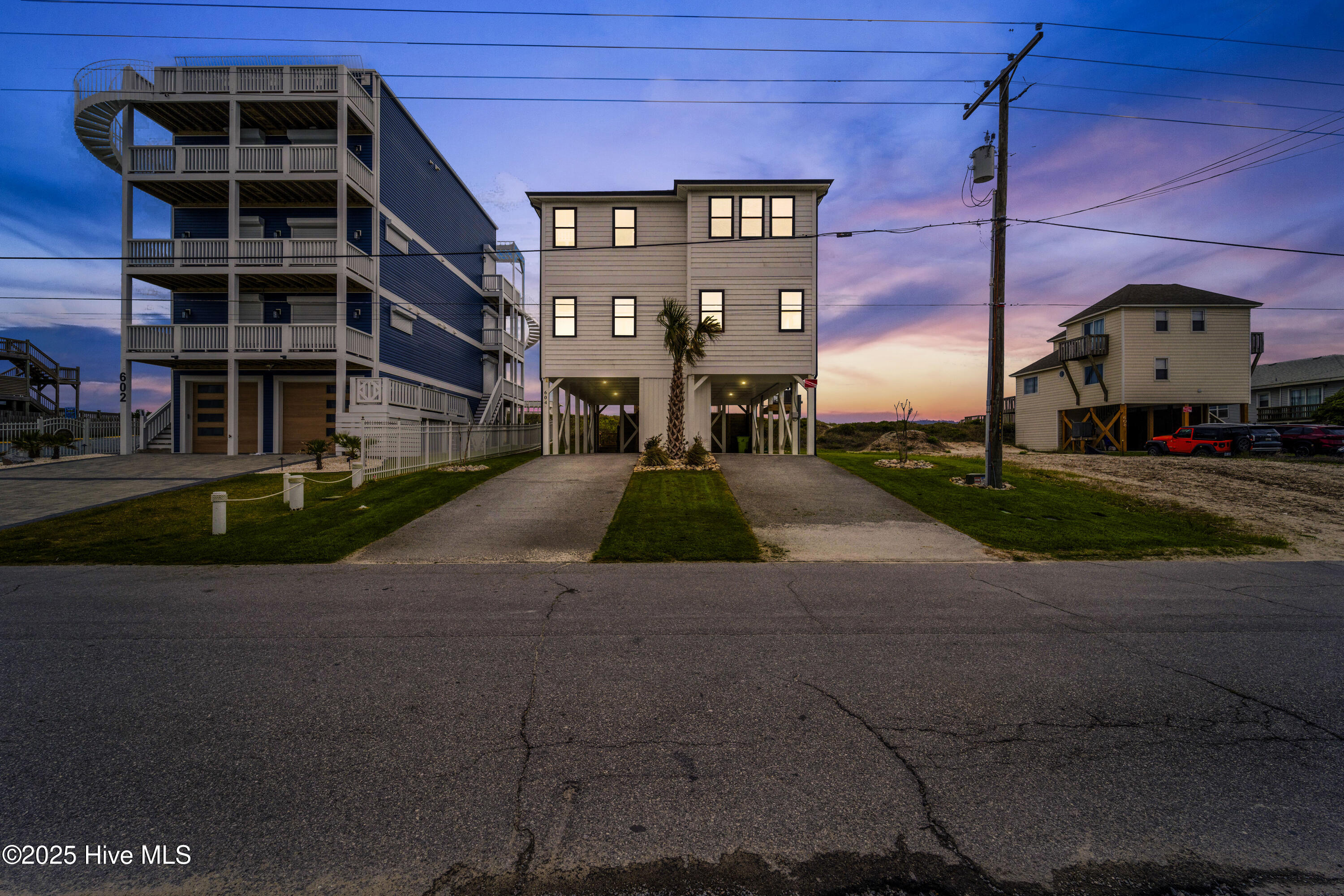 604 S Shore Drive Property Photo 1