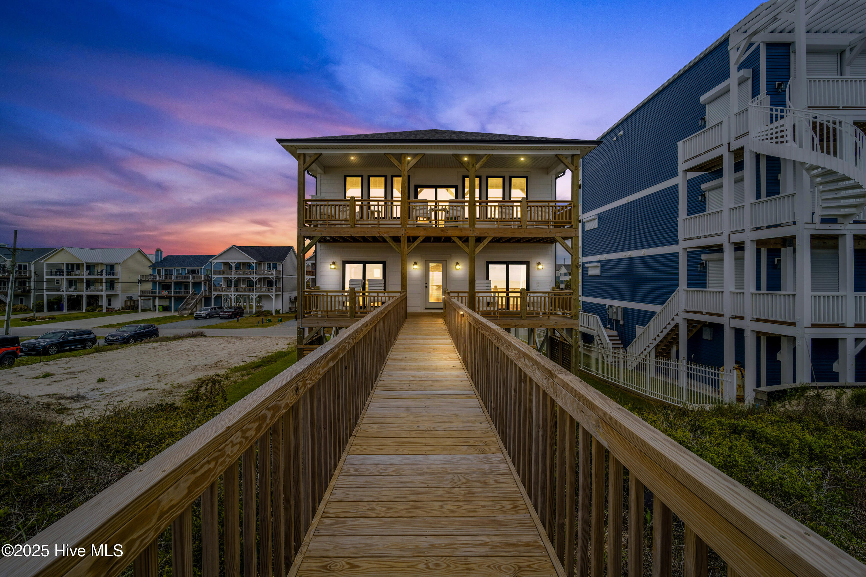 604 S Shore Drive Property Photo 3