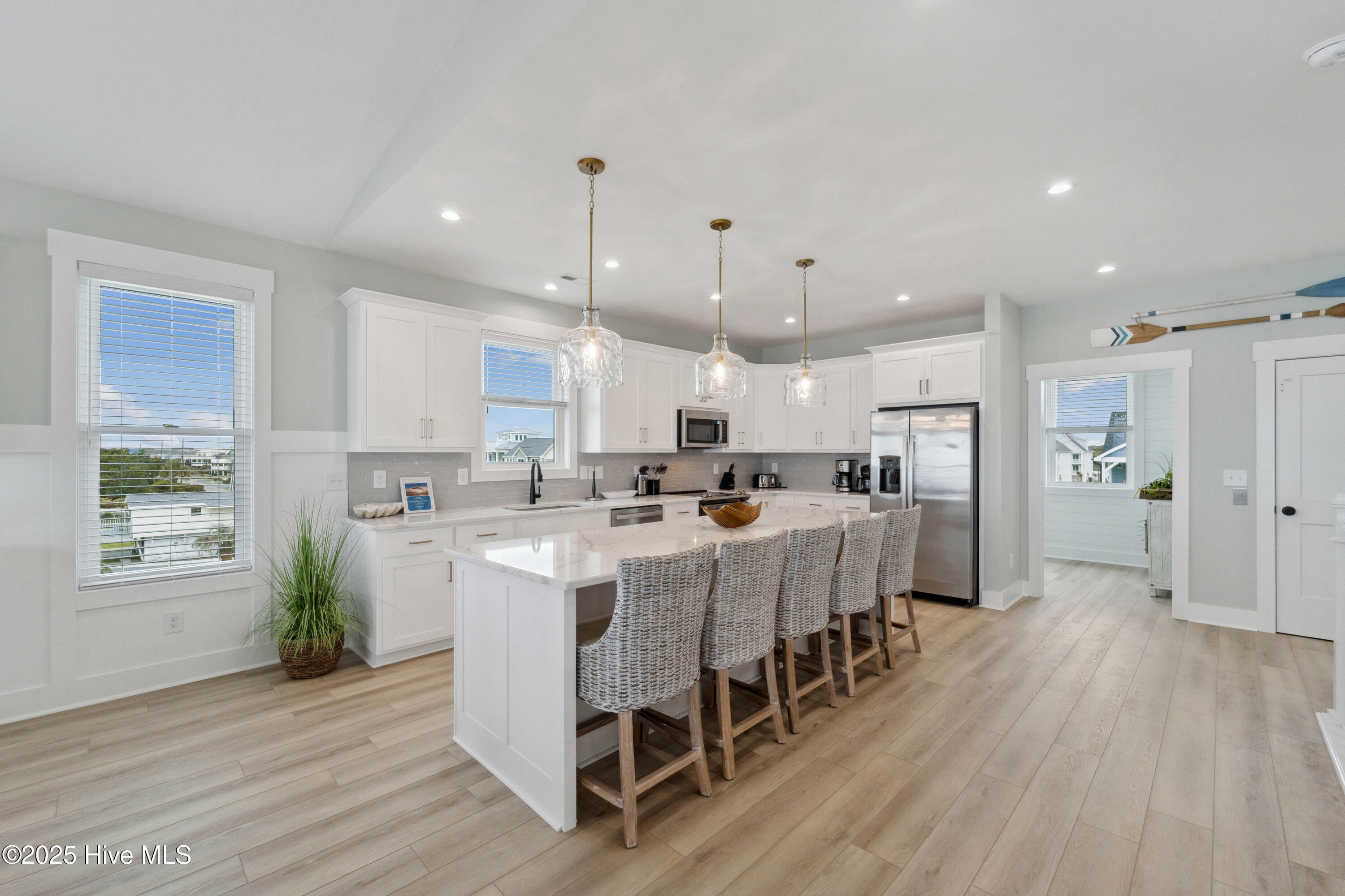 604 S Shore Drive Property Photo 9