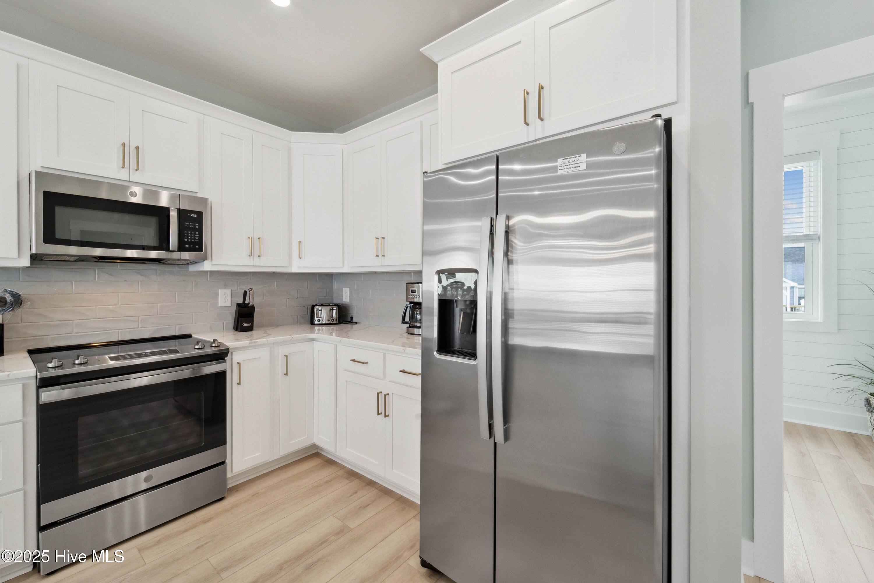 604 S Shore Drive Property Photo 20