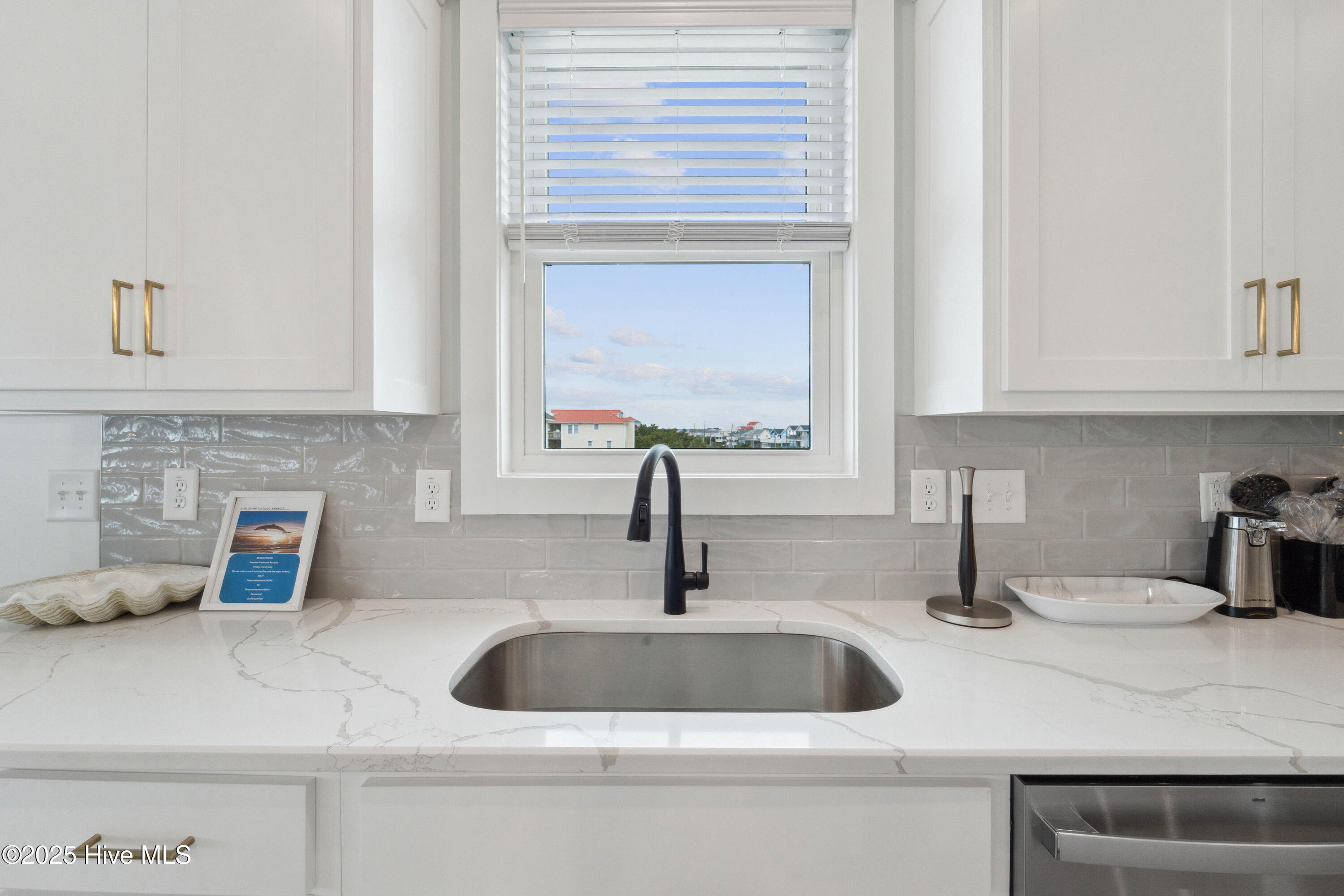 604 S Shore Drive Property Photo 21