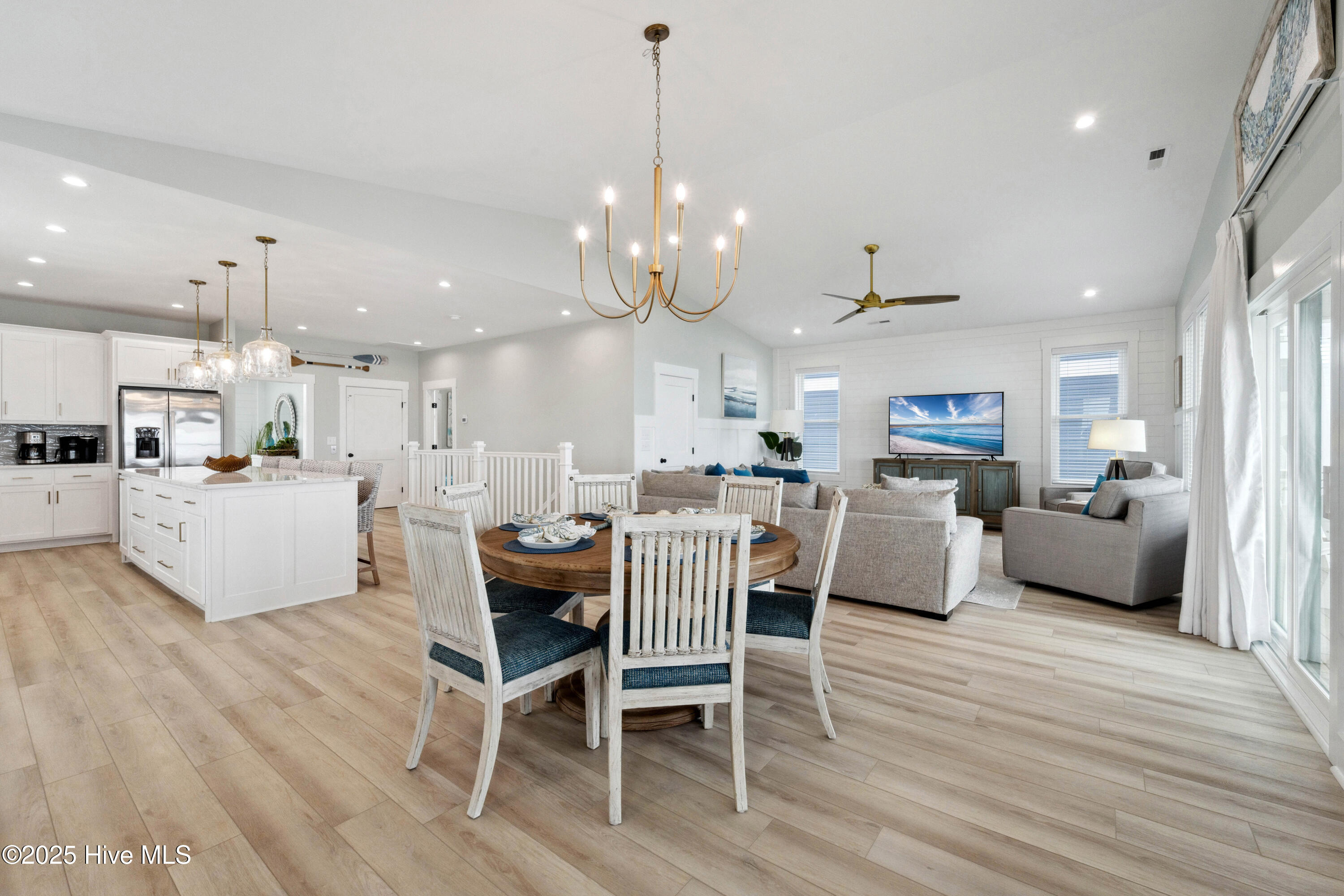 604 S Shore Drive Property Photo 24
