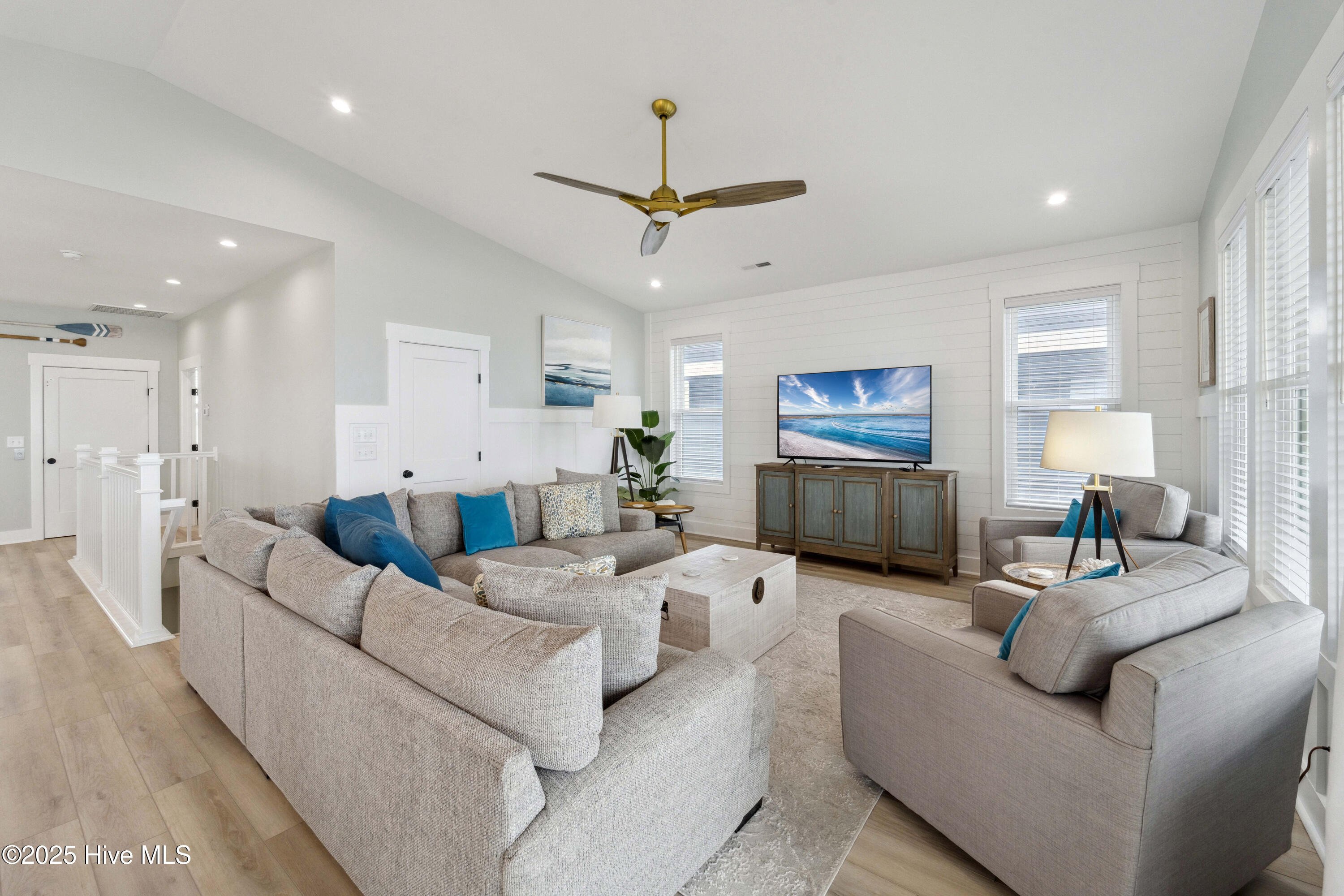 604 S Shore Drive Property Photo 35