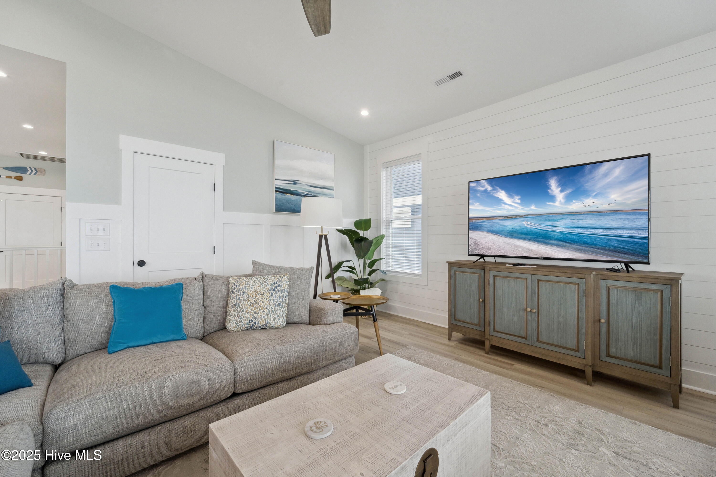 604 S Shore Drive Property Photo 41