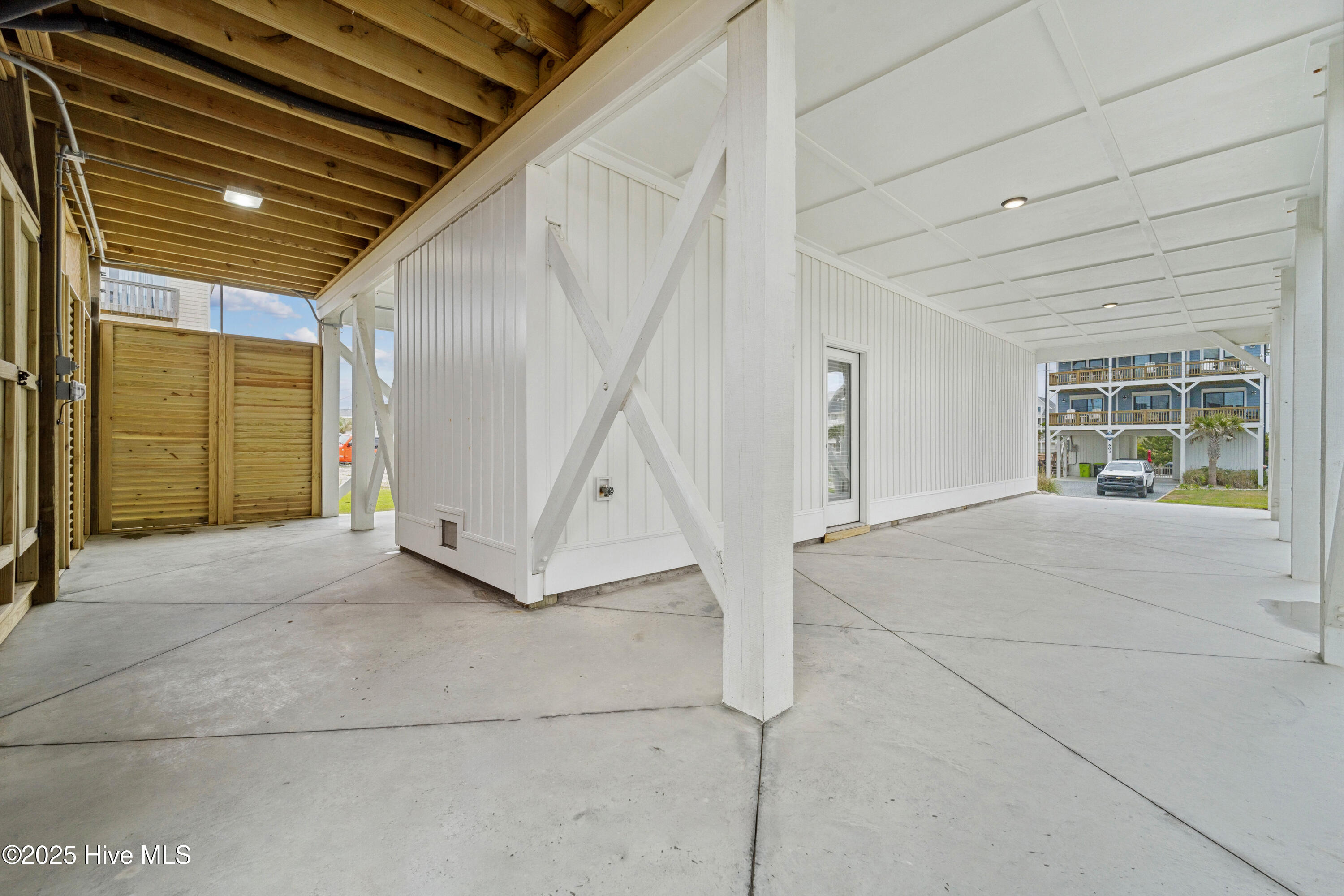 604 S Shore Drive Property Photo 91