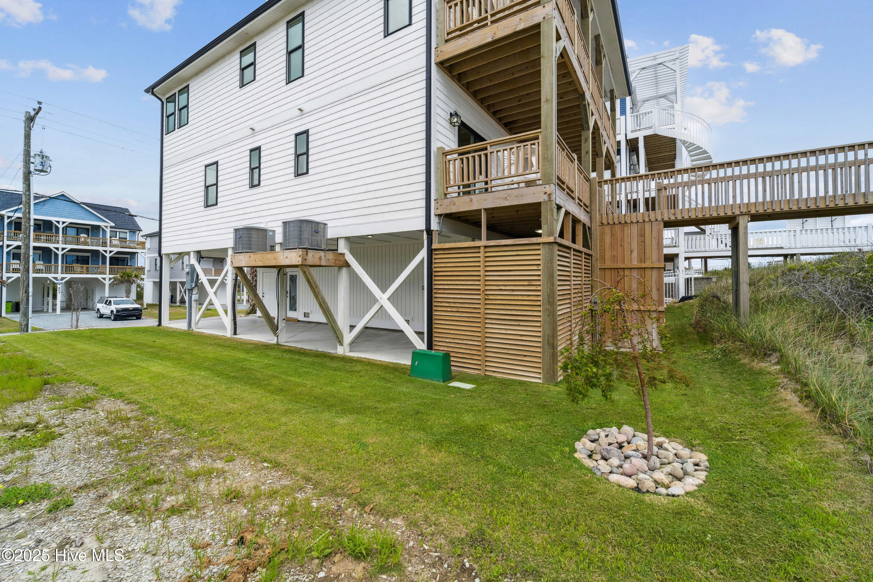 604 S Shore Drive Property Photo 100