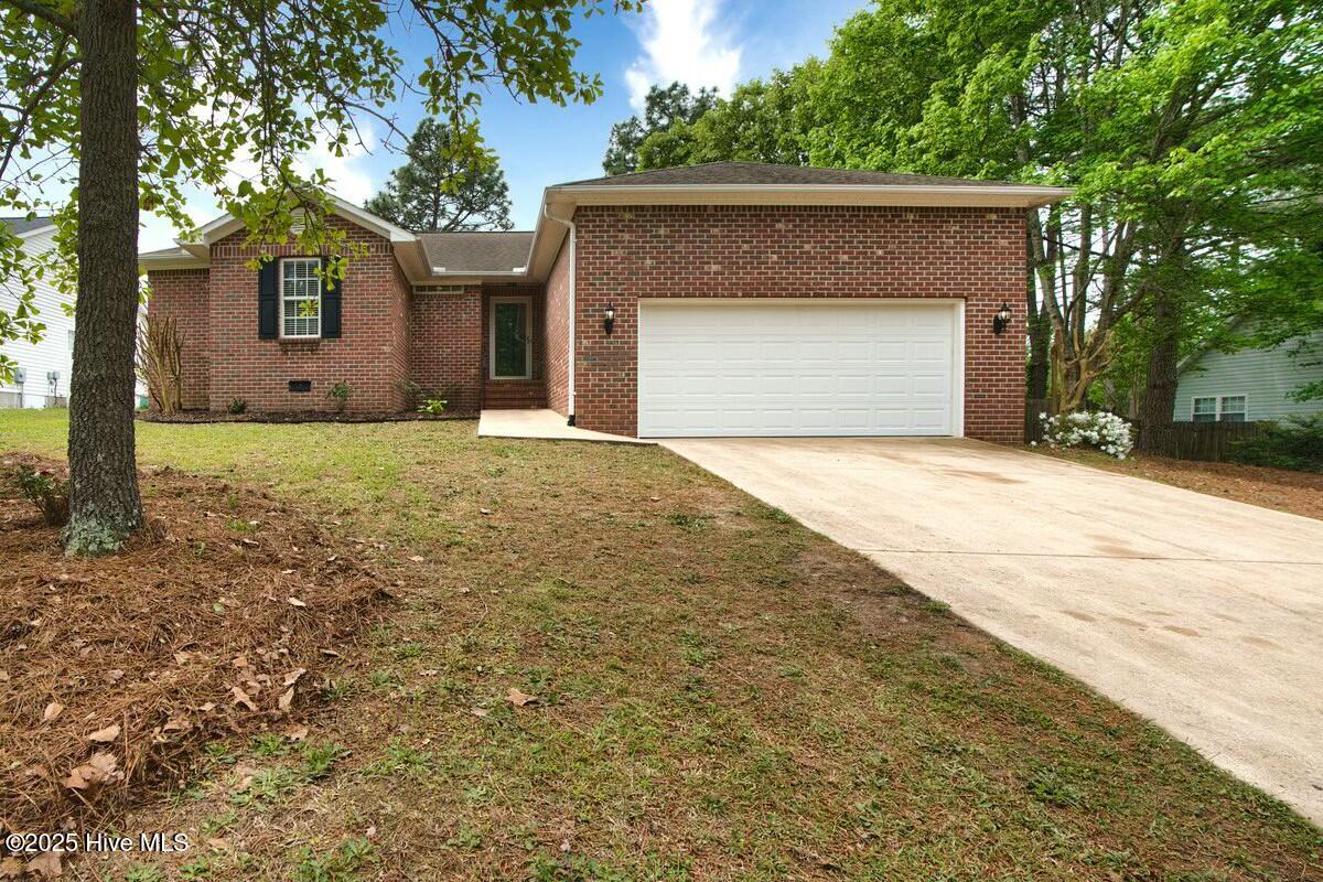 2125 Longleaf Drive Property Photo