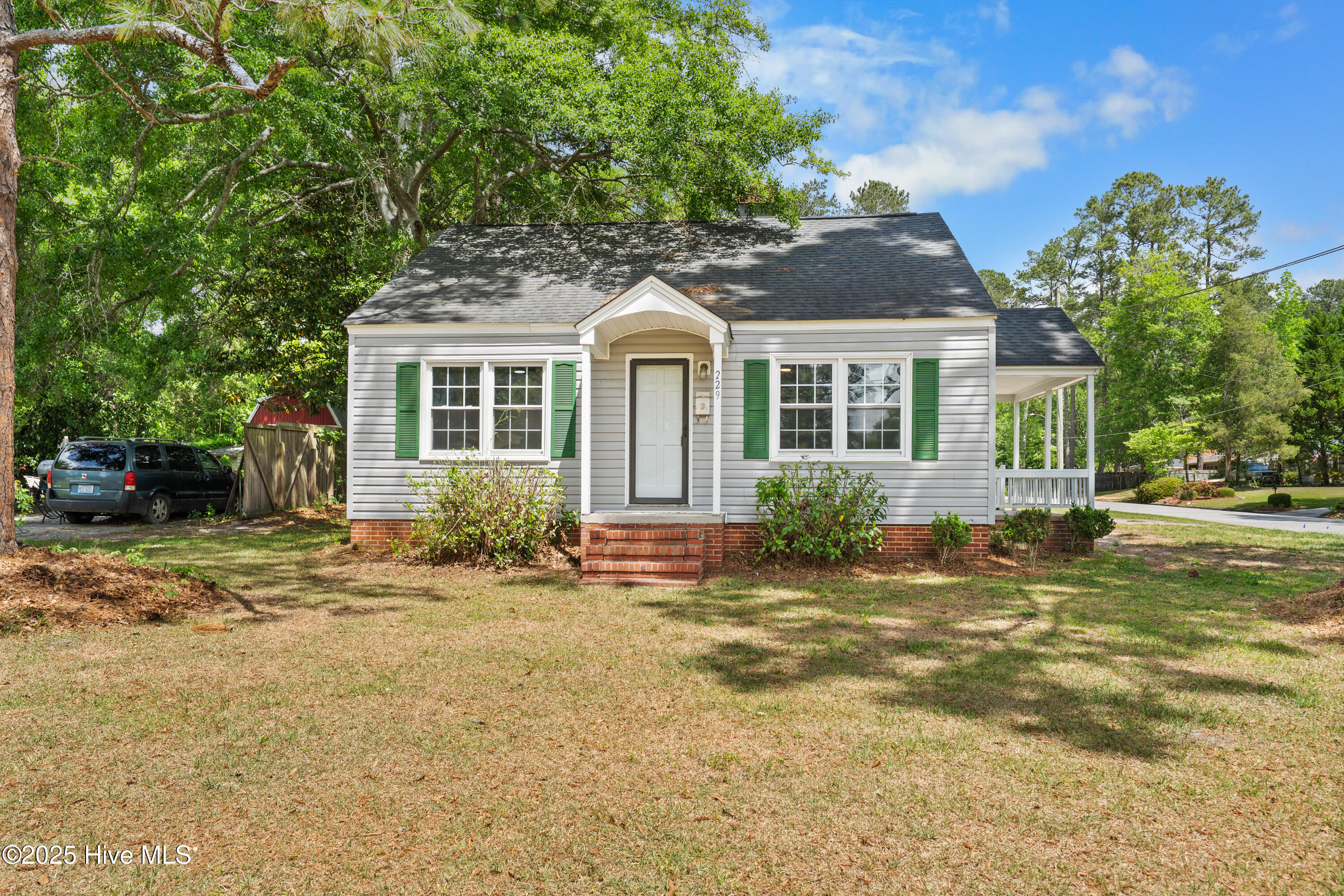 229 E Calhoun Street Property Photo