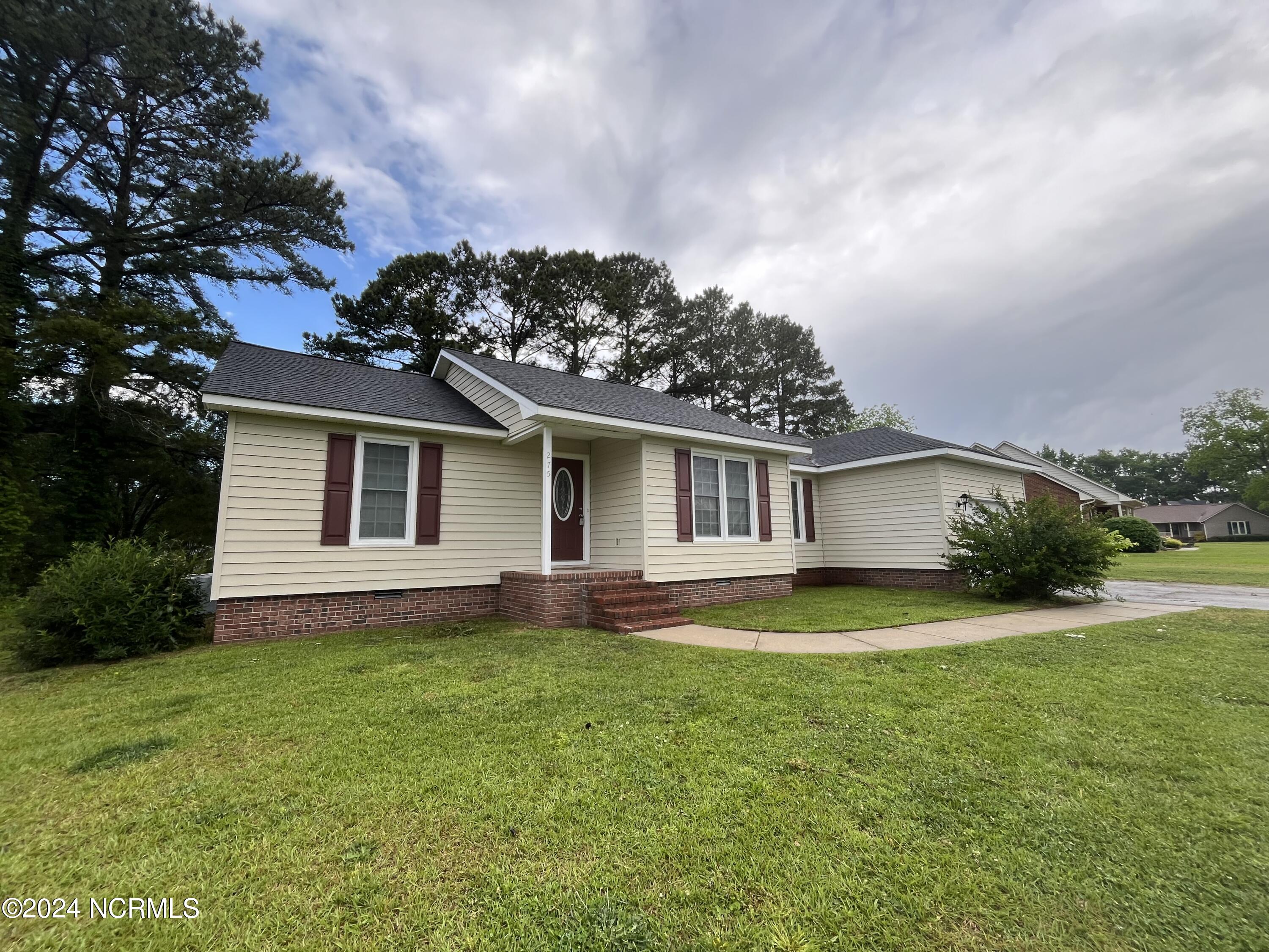 275 Huffmantown Road Property Photo