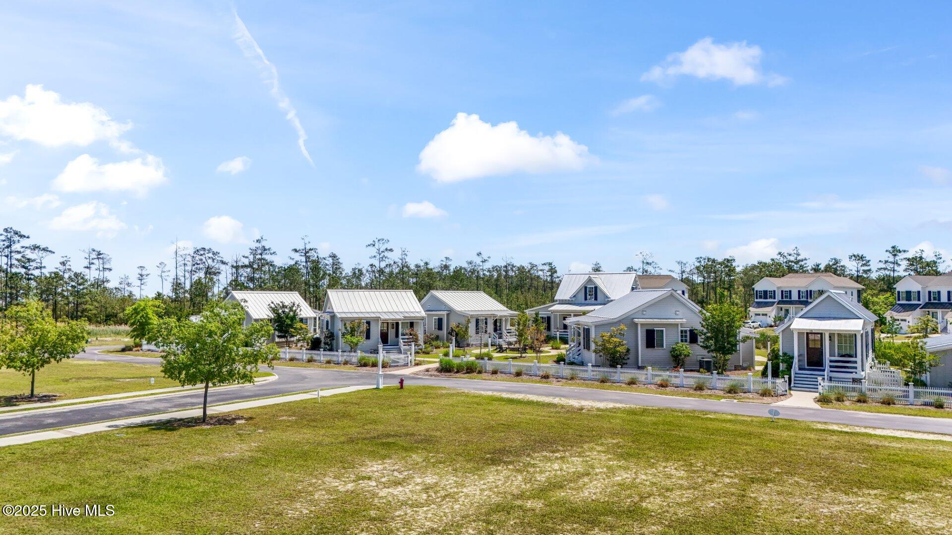 98 Boathouse Road Property Photo 3