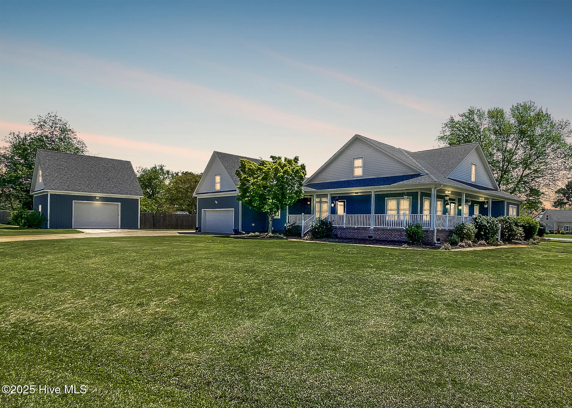 106 Sound Shore Drive Property Photo