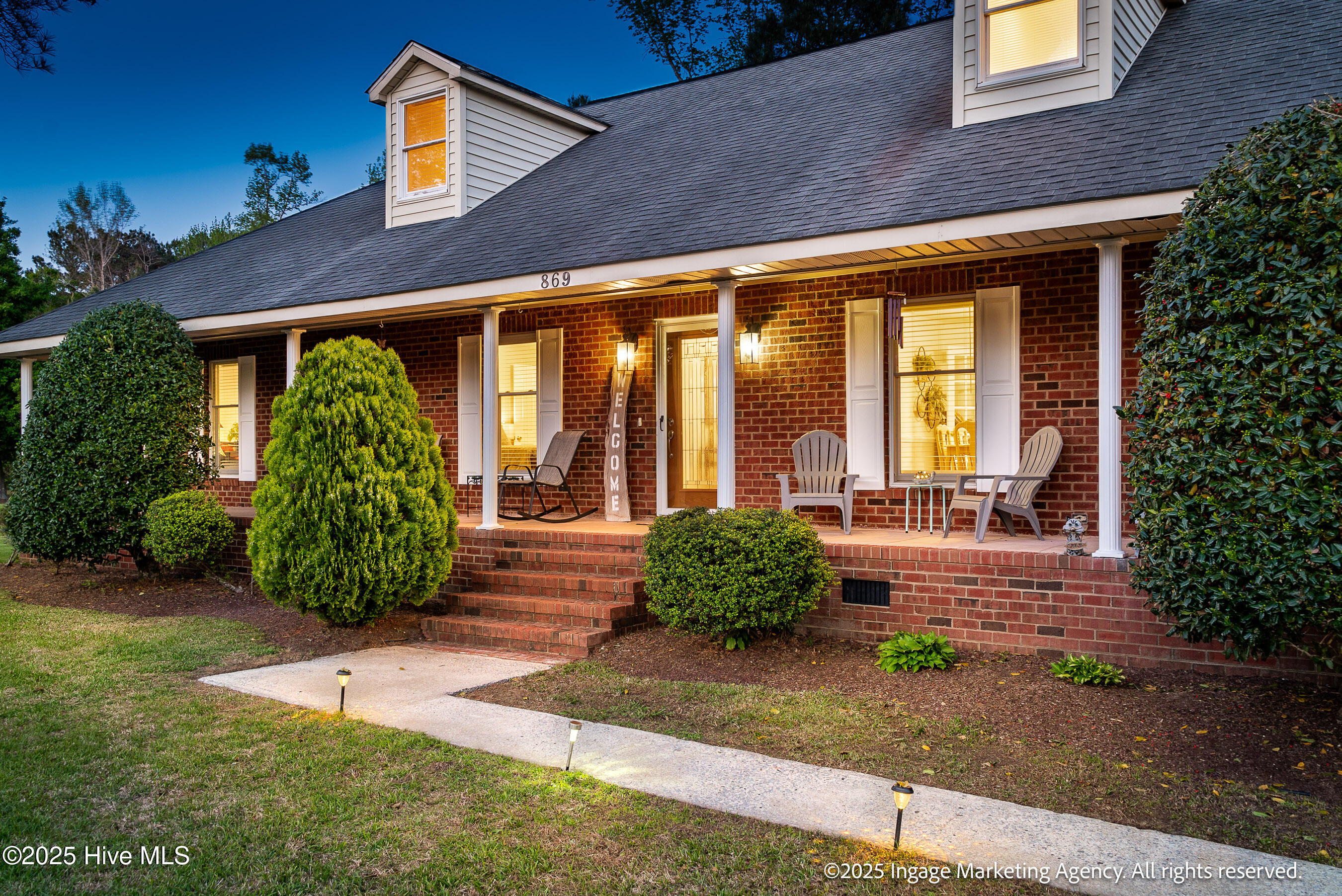 869 Driftwood Drive Property Photo