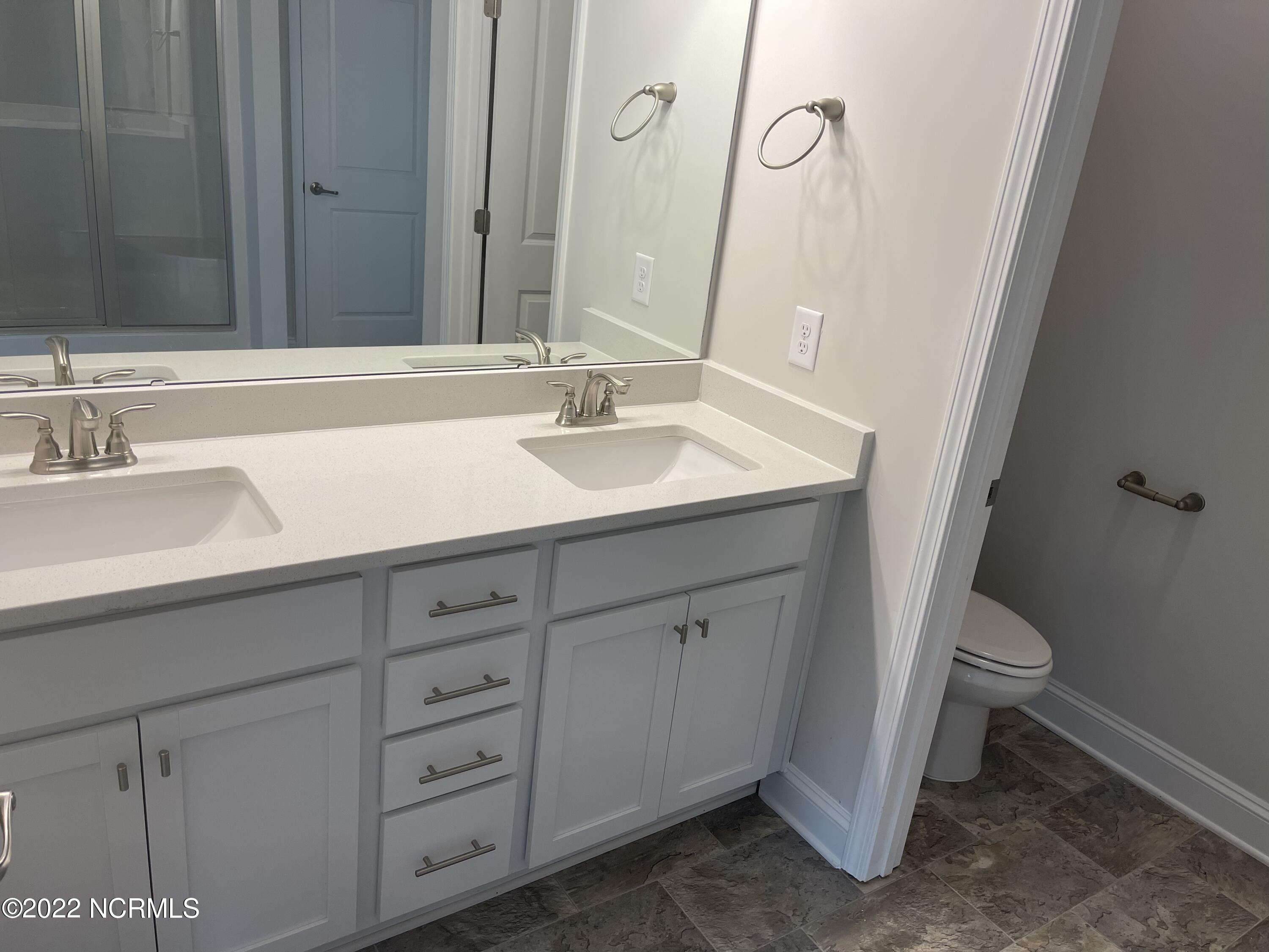 413 Lemonade Lane Property Photo 14