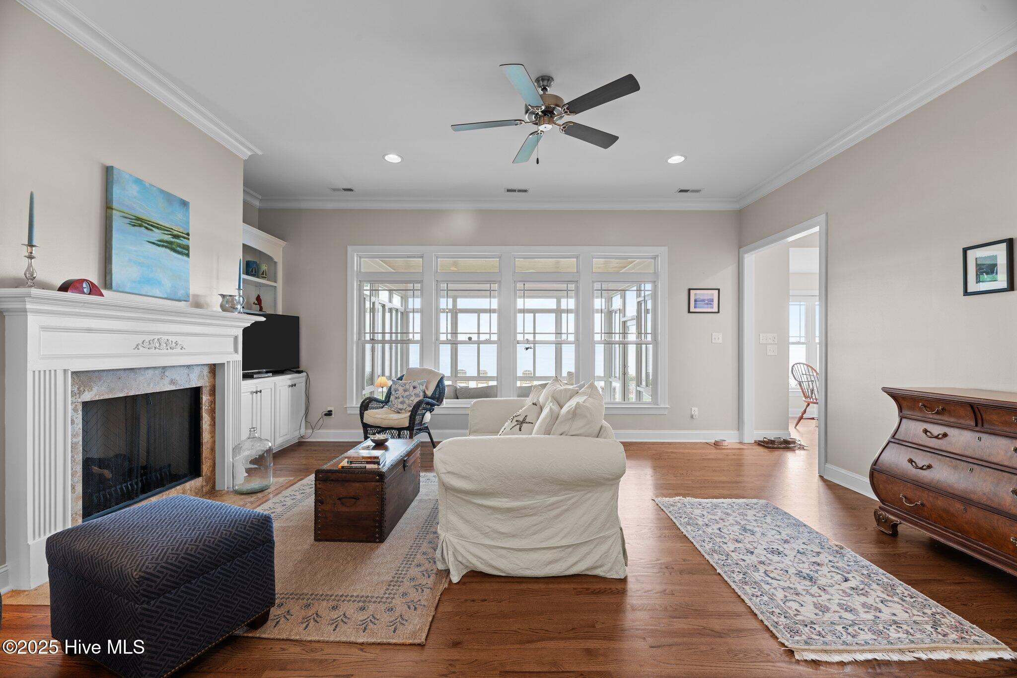 409 Neuse Harbour Boulevard Property Photo 10