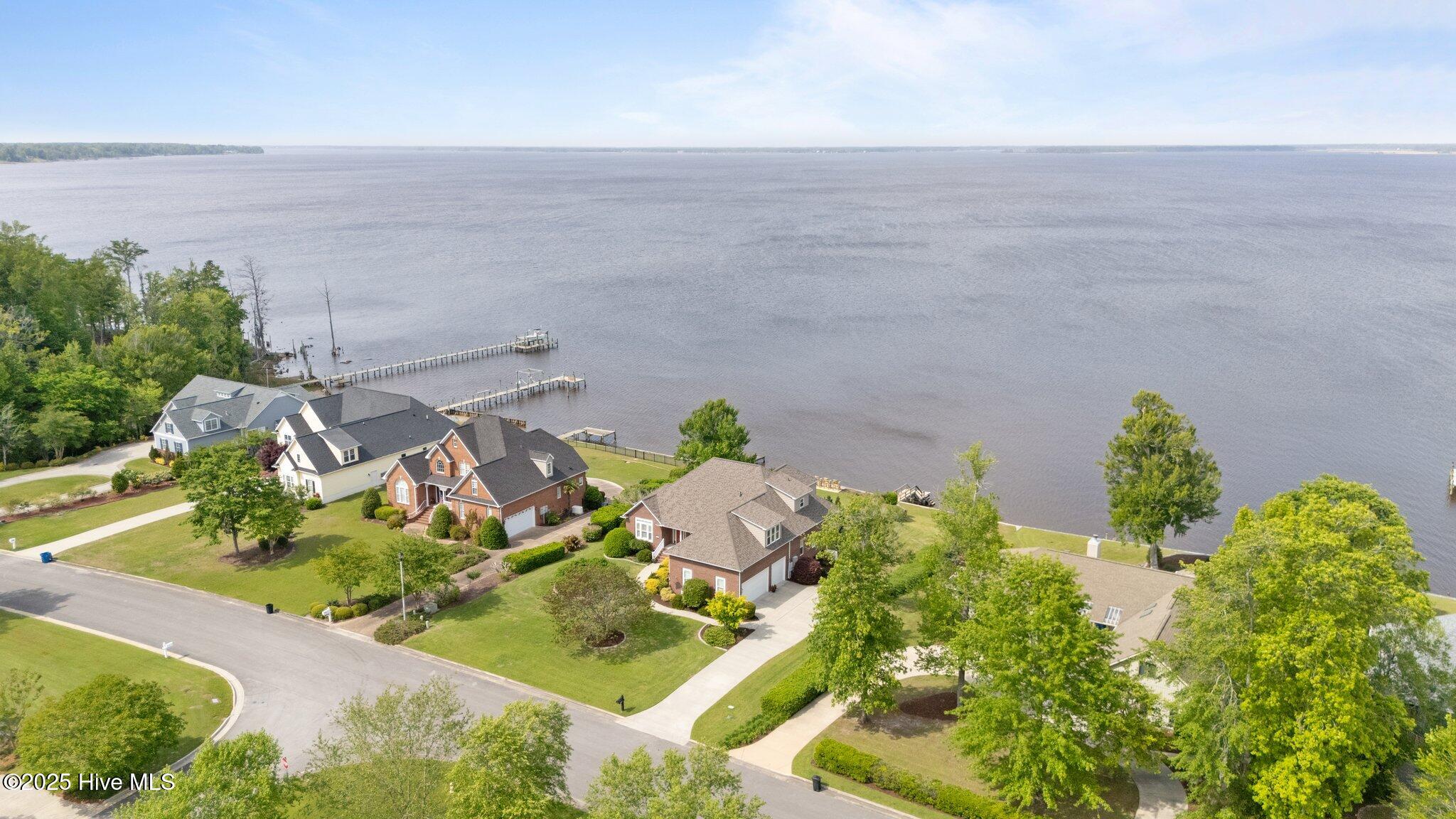 409 Neuse Harbour Boulevard Property Photo 58
