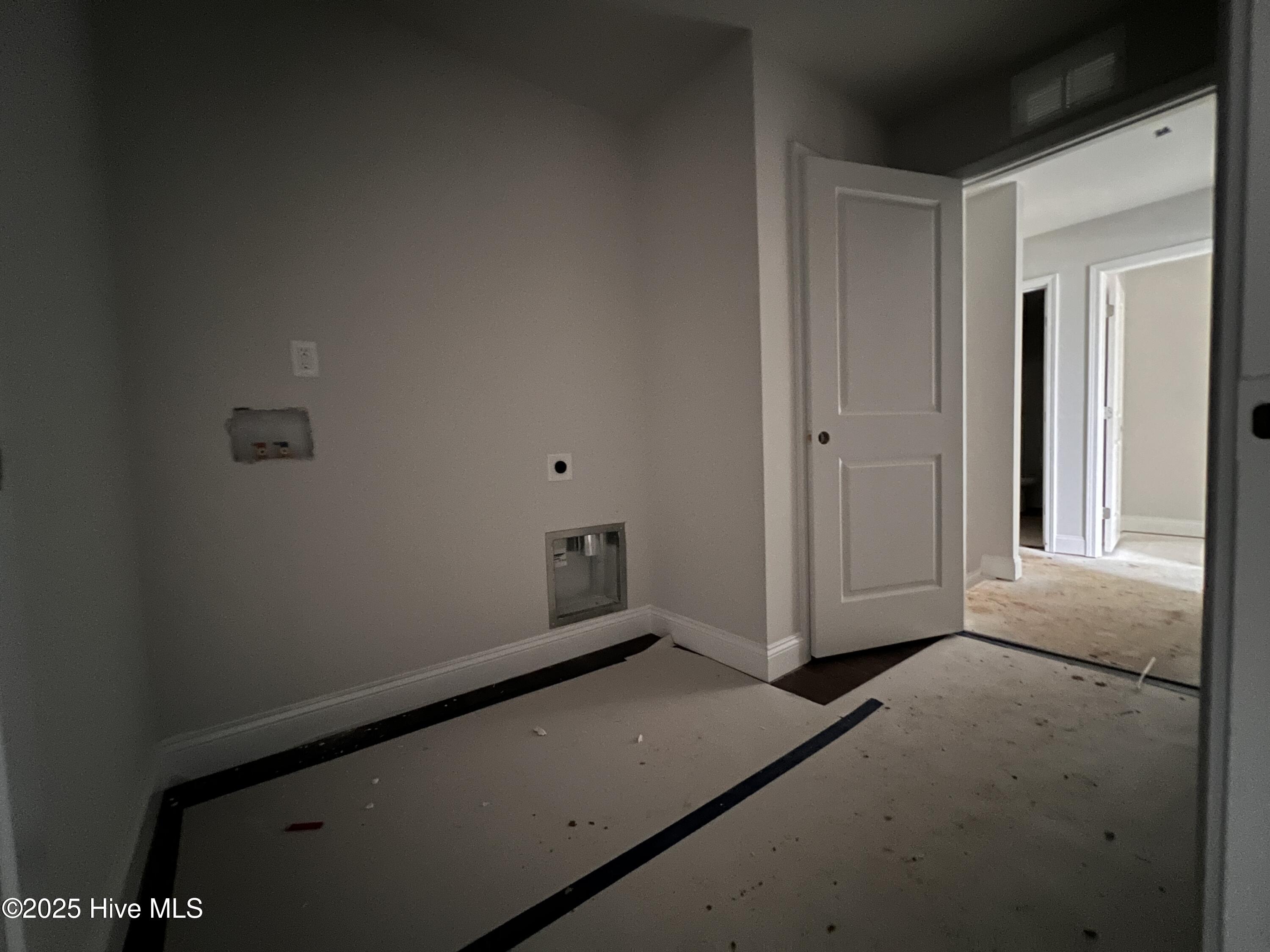 240 Sacksonia Street Property Photo 16
