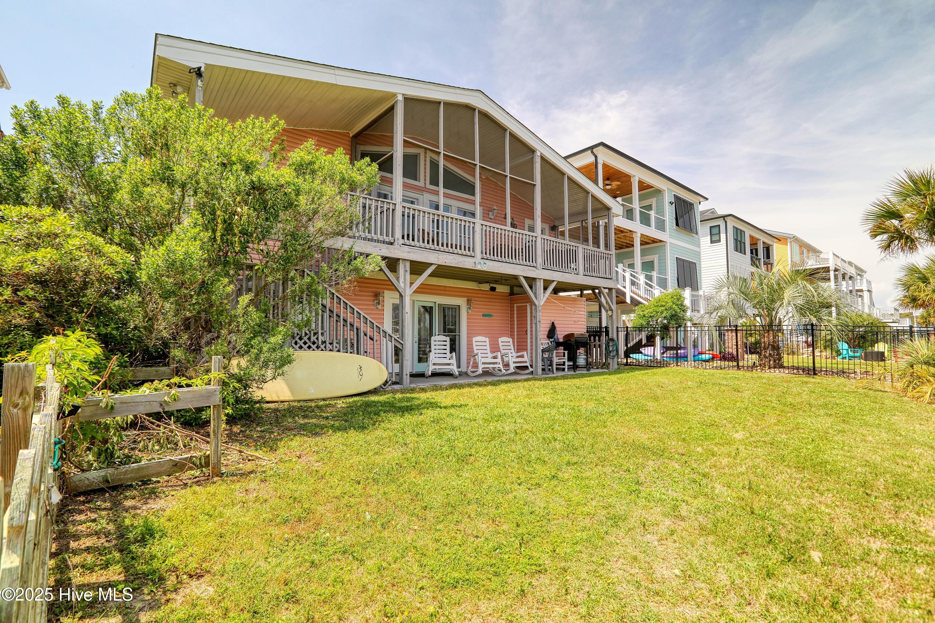 128 Charlotte Street Property Photo 3