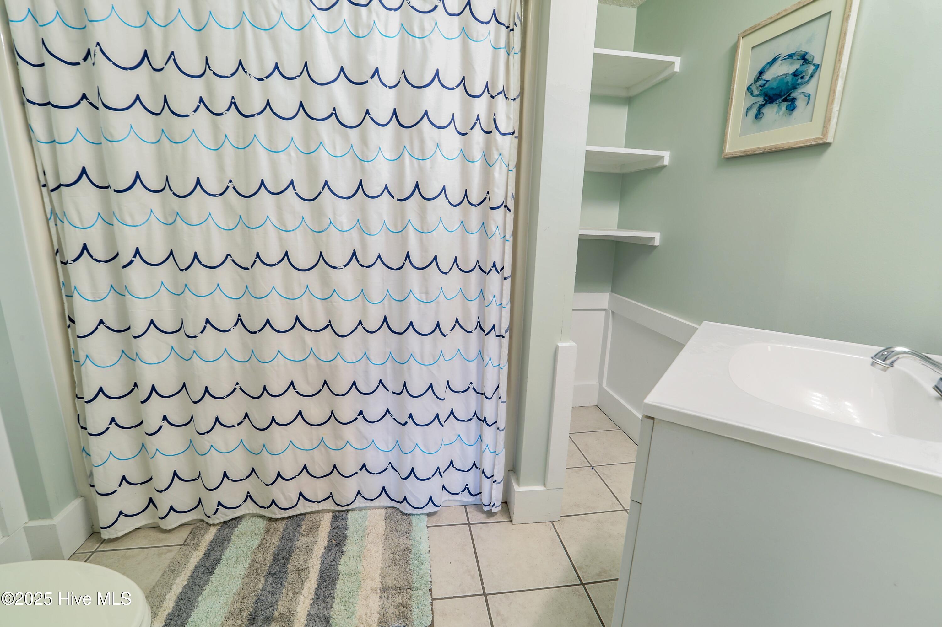 128 Charlotte Street Property Photo 31