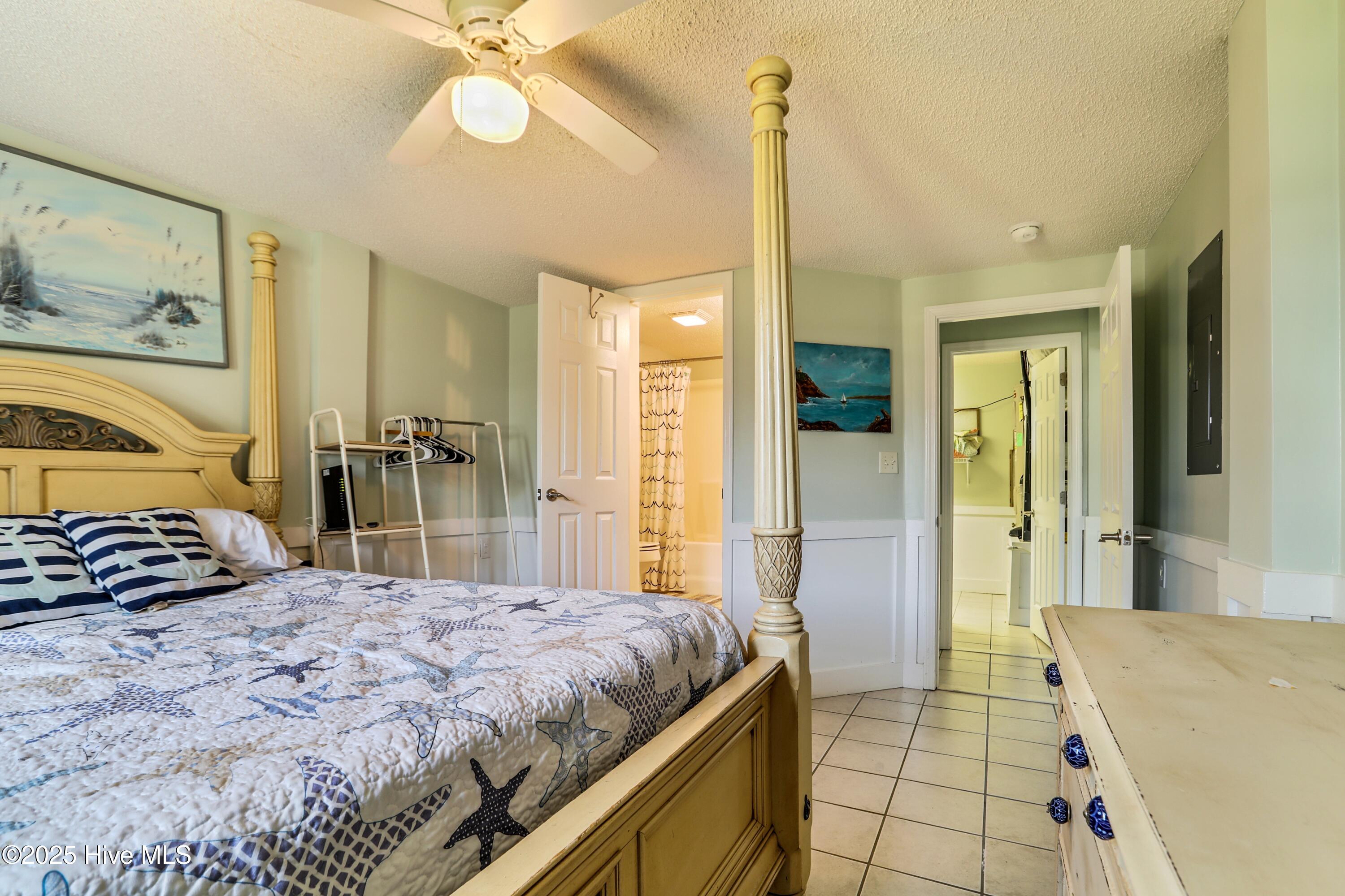 128 Charlotte Street Property Photo 33