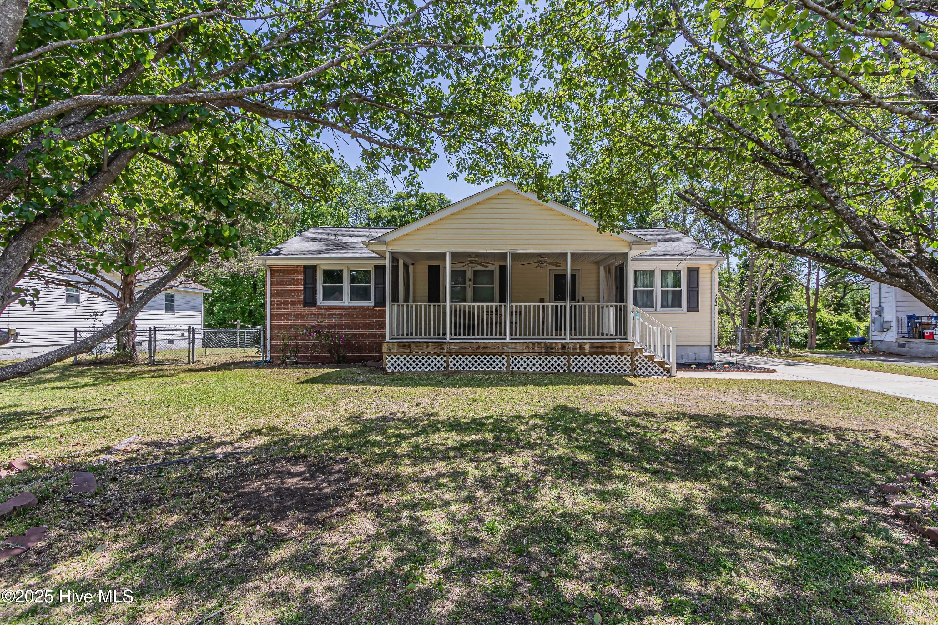 602 Aztee Road Property Photo