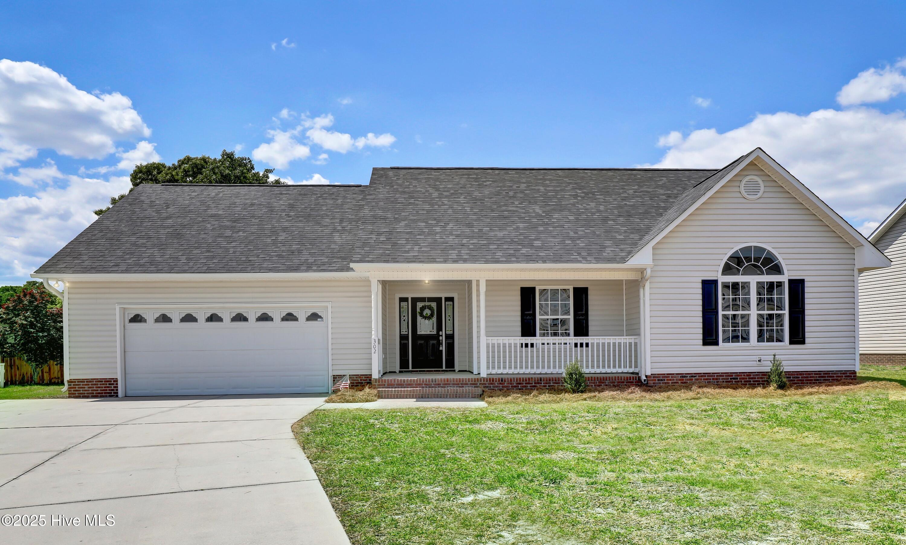 302 Ivy Brook Court Property Photo