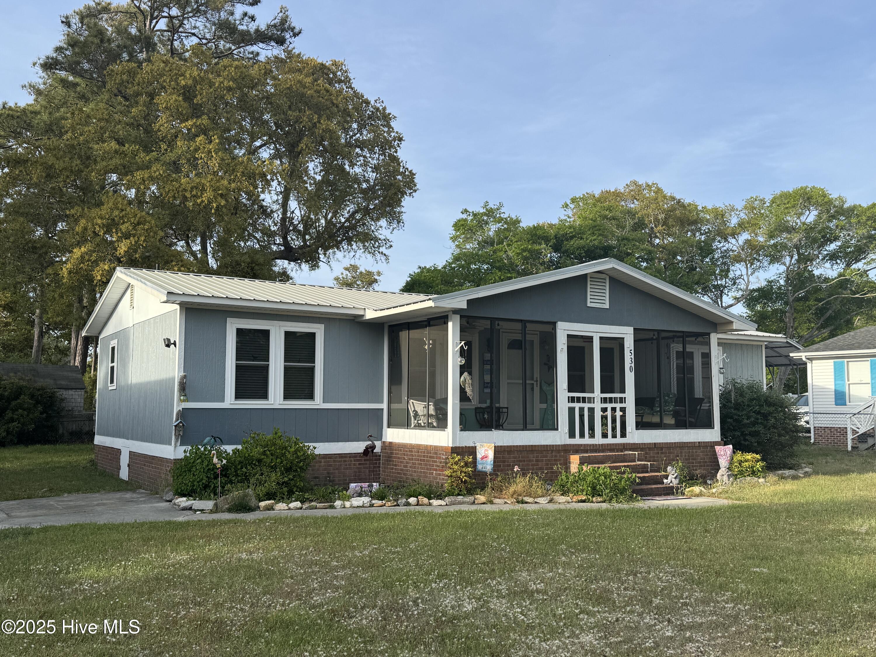 530 Lockwood Folly Road Property Photo