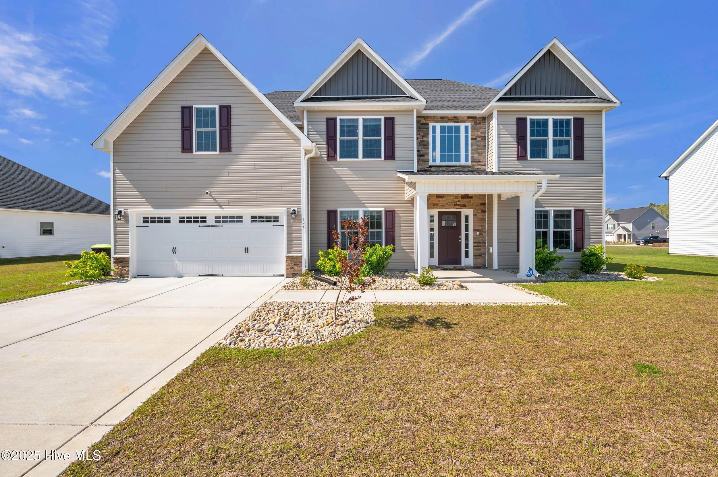 135 Skidaway Lane Property Photo
