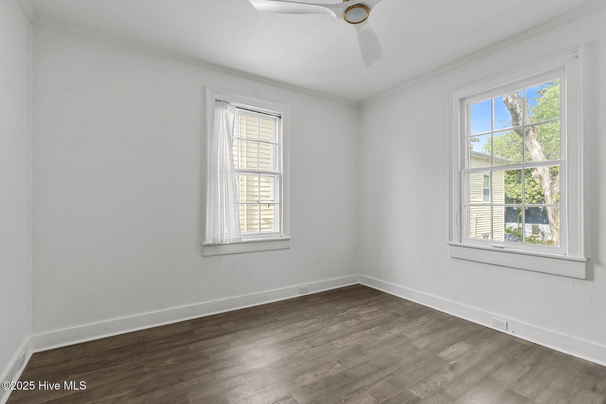 12 N 5th Avenue Property Photo 22