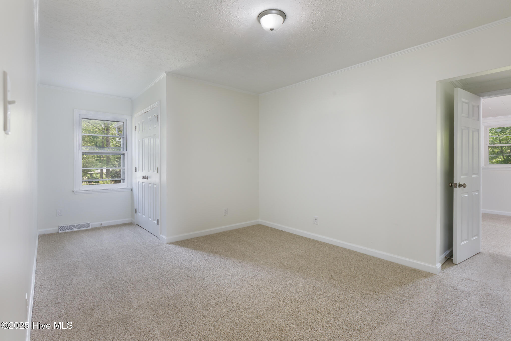 671 Forest Drive Property Photo 19