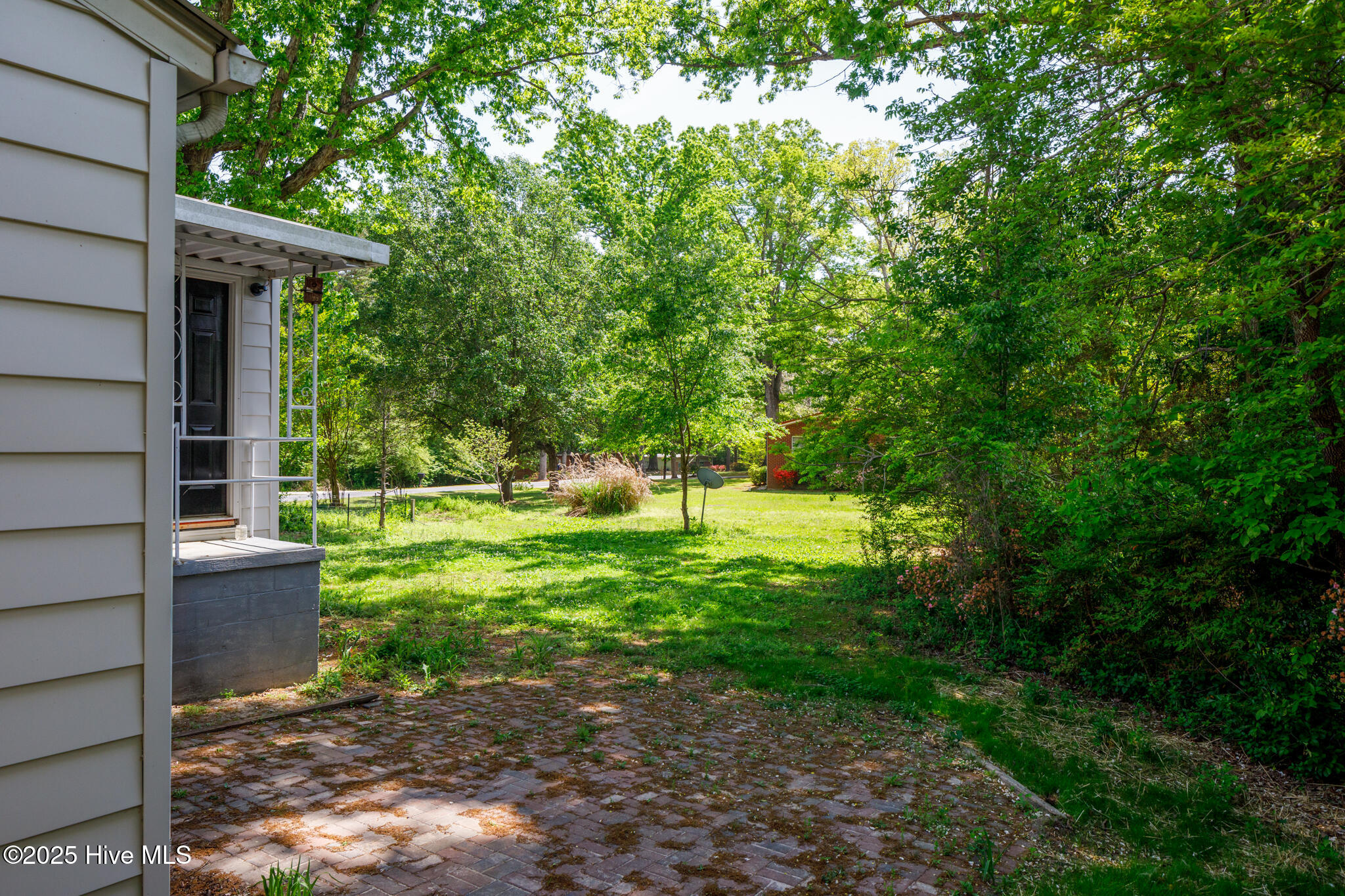 671 Forest Drive Property Photo 27