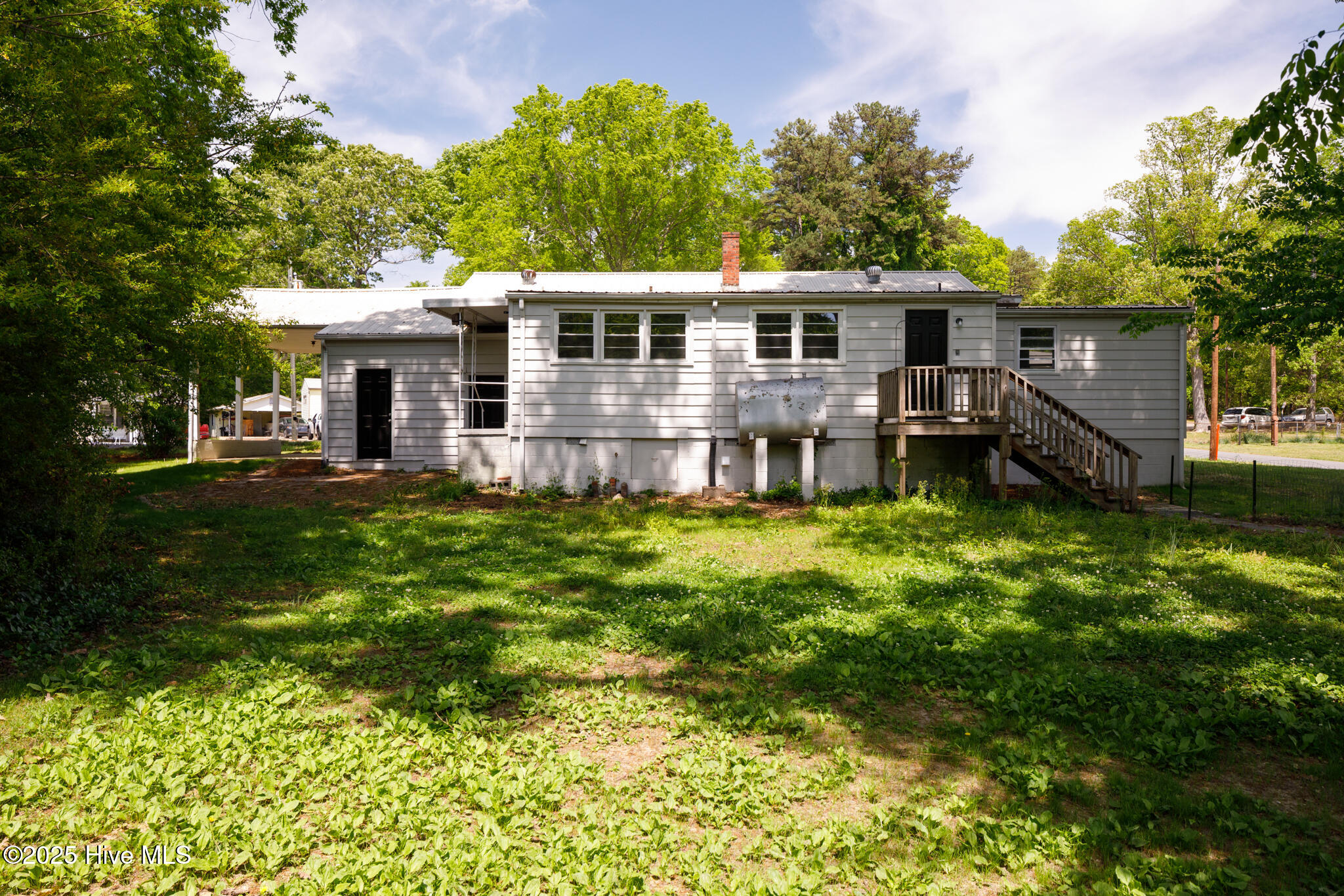 671 Forest Drive Property Photo 28