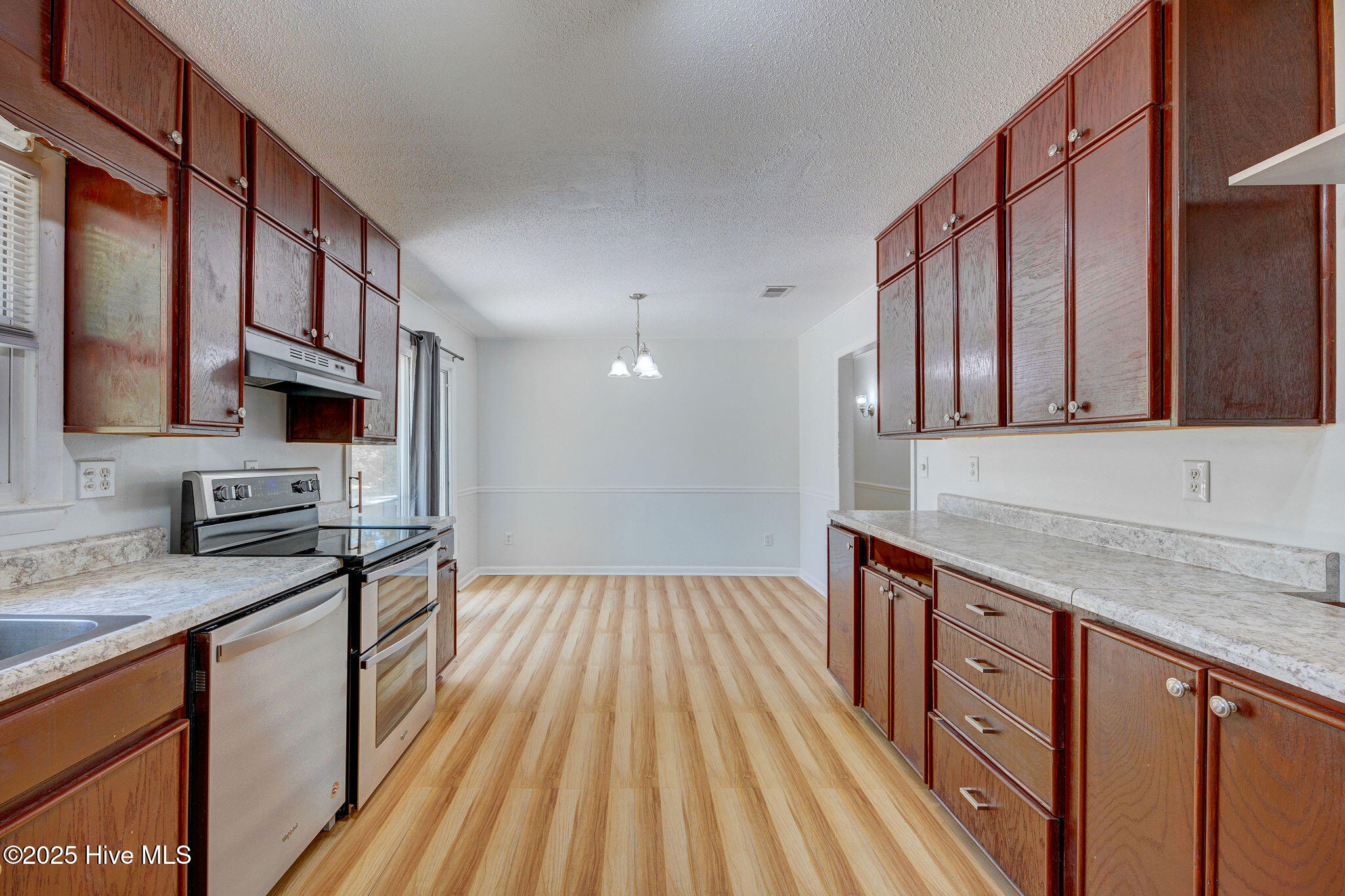 4509 Dullage Drive Property Photo 16