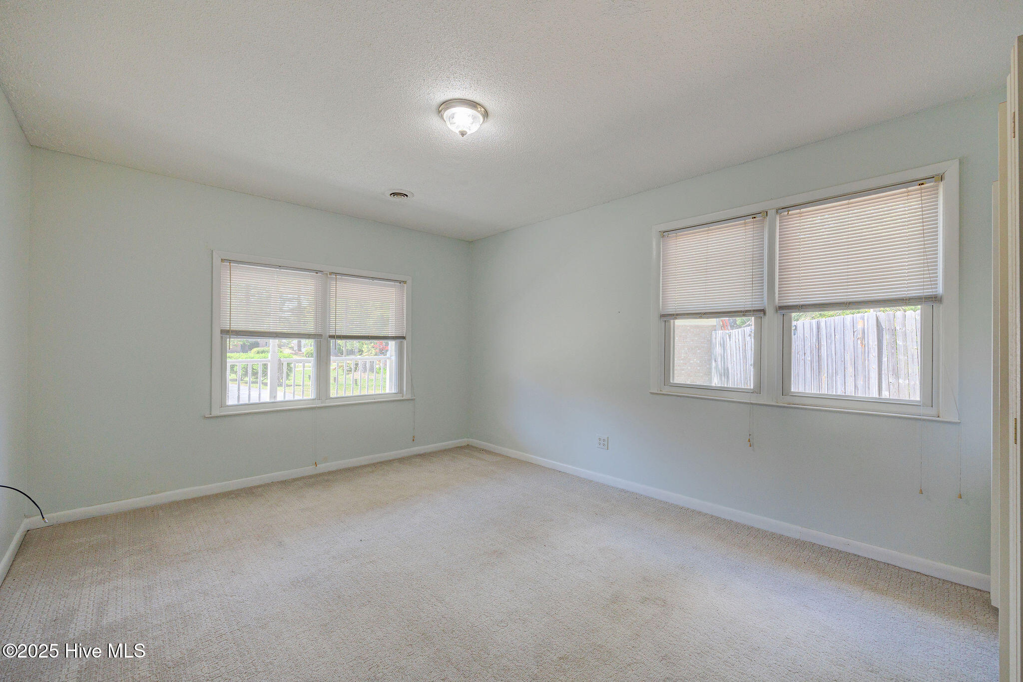 4509 Dullage Drive Property Photo 27