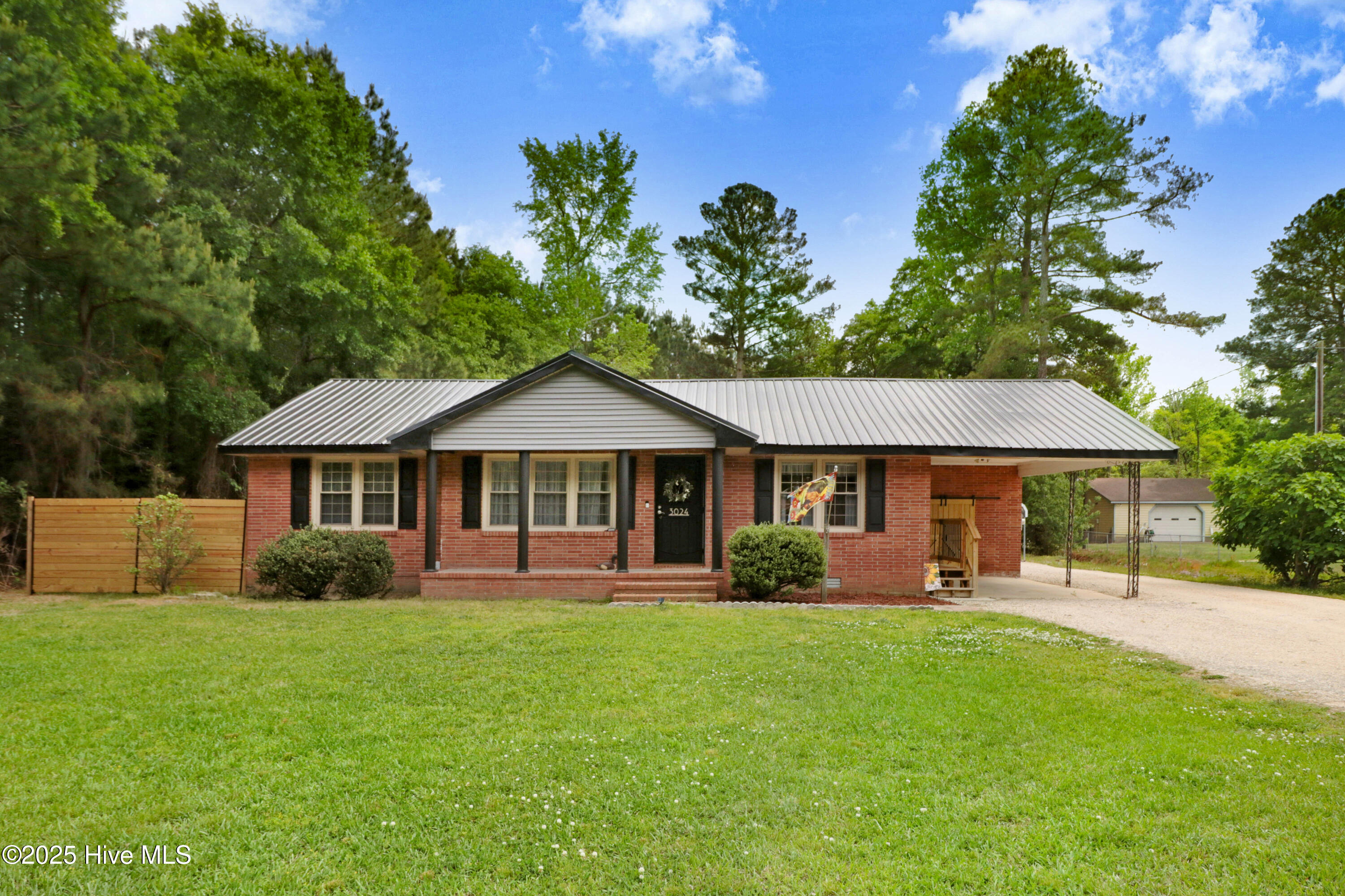3024 Nc-111 Property Photo