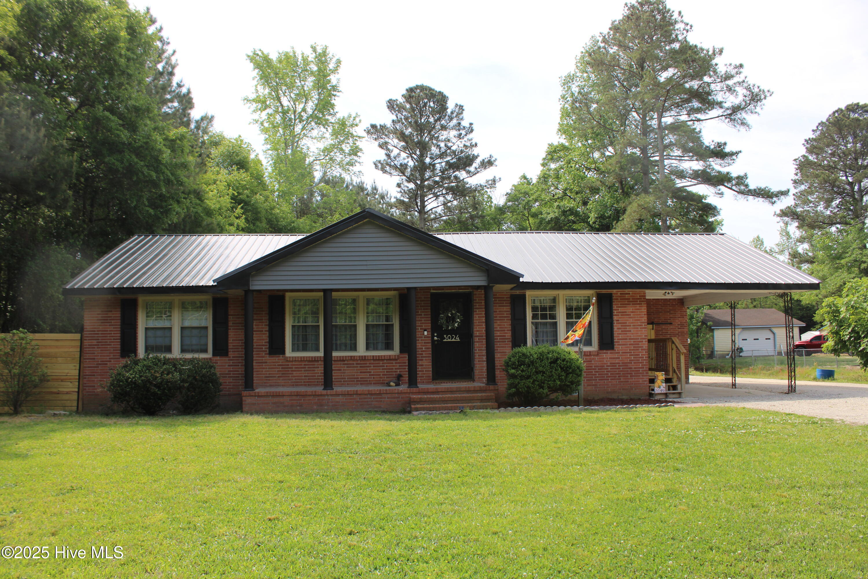 3024 Nc-111 Property Photo