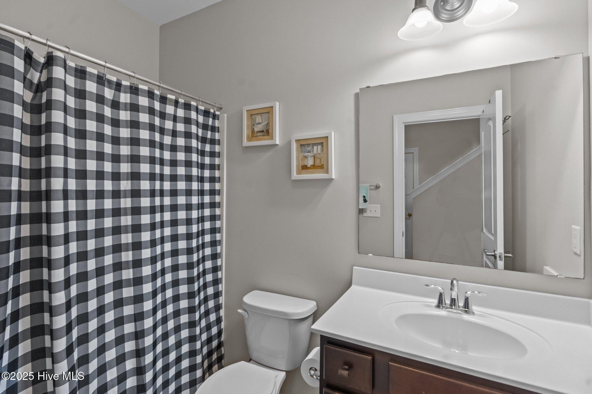 4029 Druids Glen Drive Property Photo 16