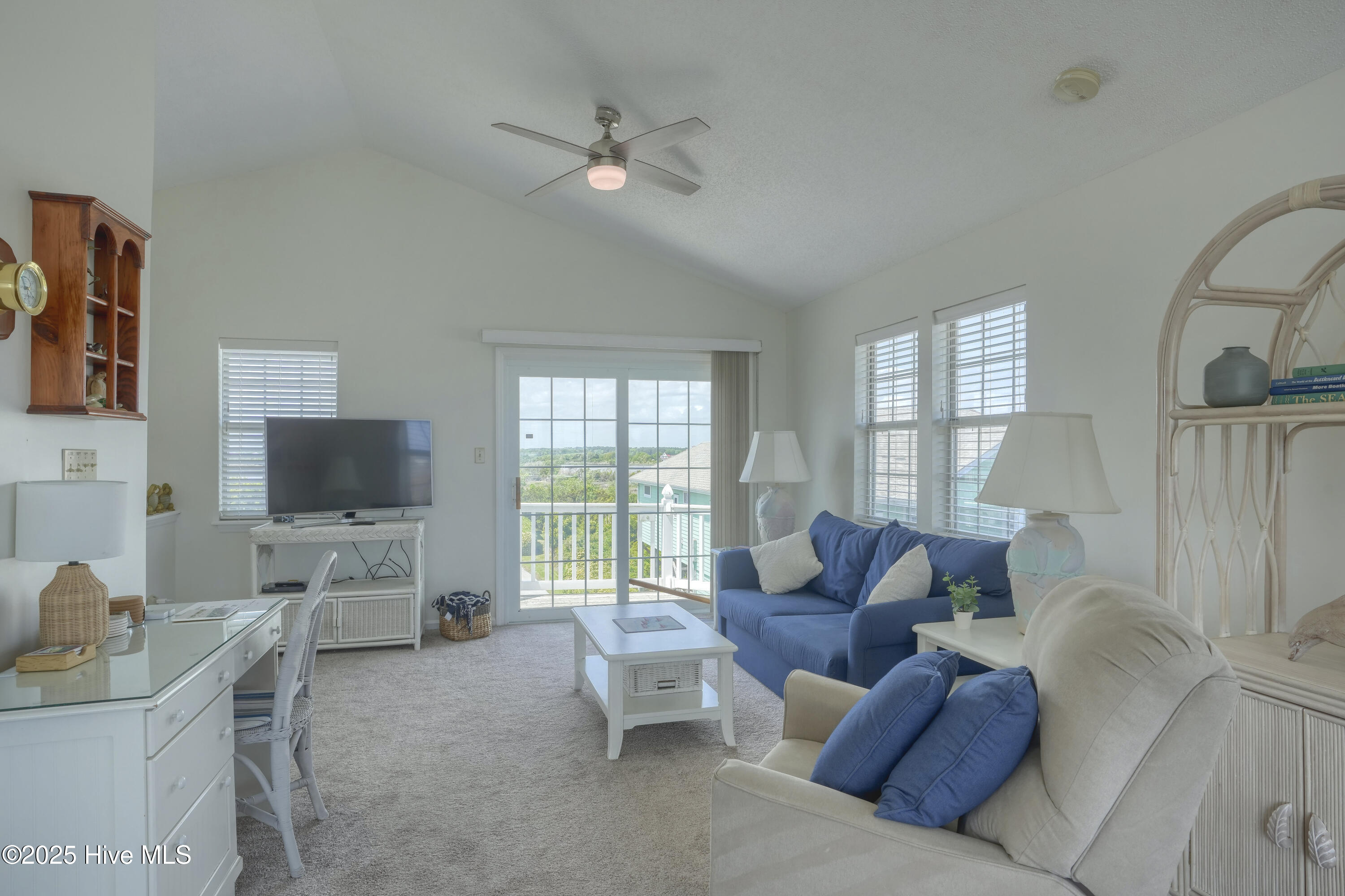 101 Heron Cay Court Property Photo 14