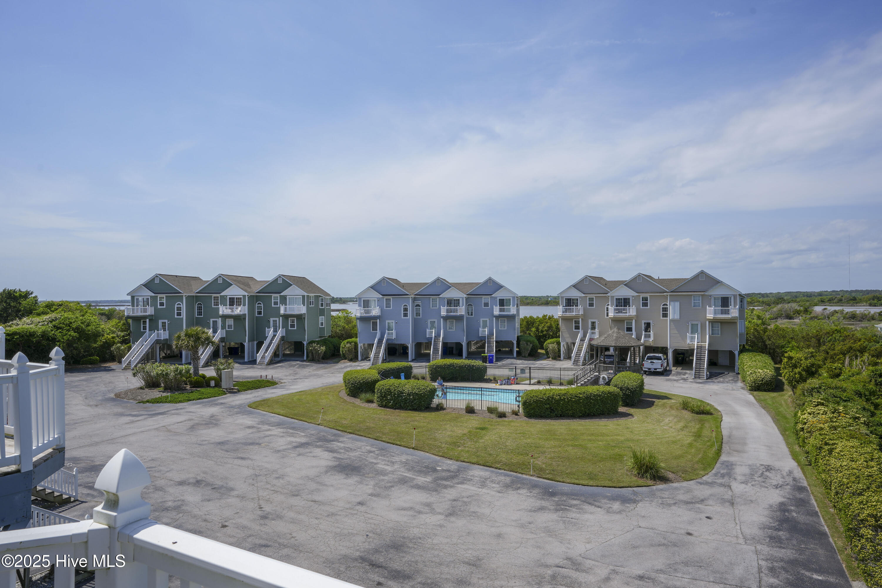 101 Heron Cay Court Property Photo 32