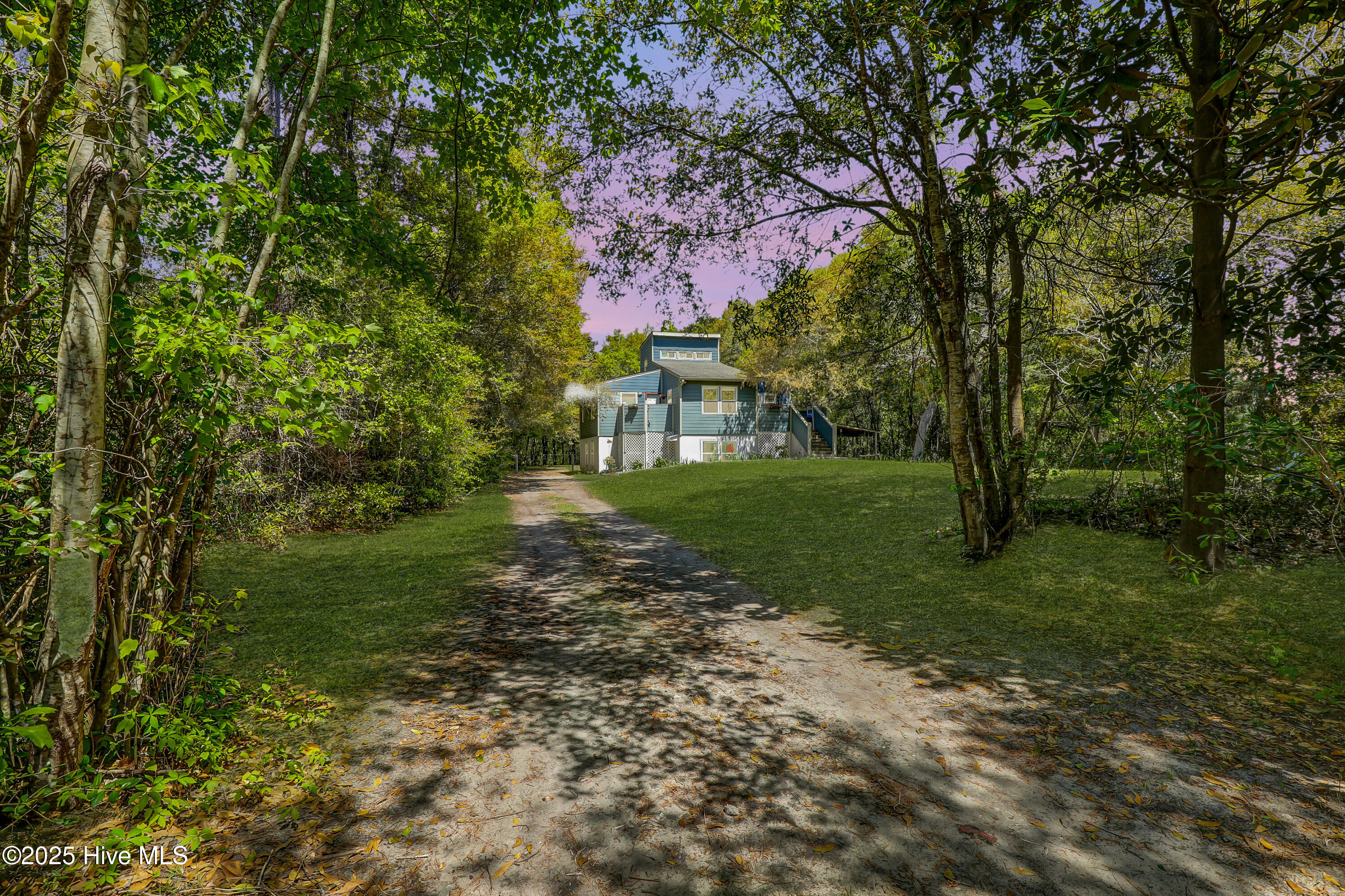 110 Bogue Loop Road Property Photo