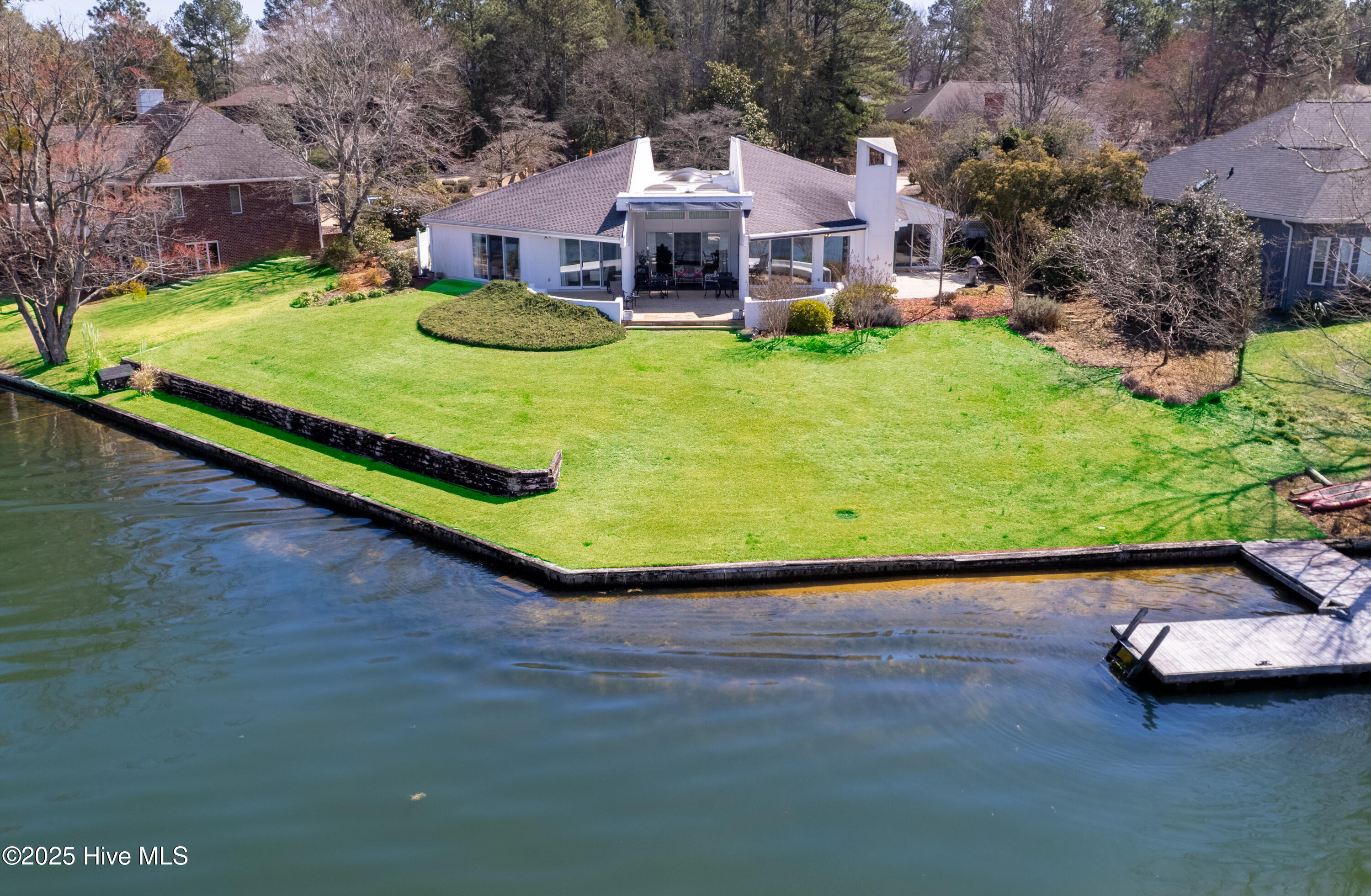 655 Diamondhead Drive Property Photo