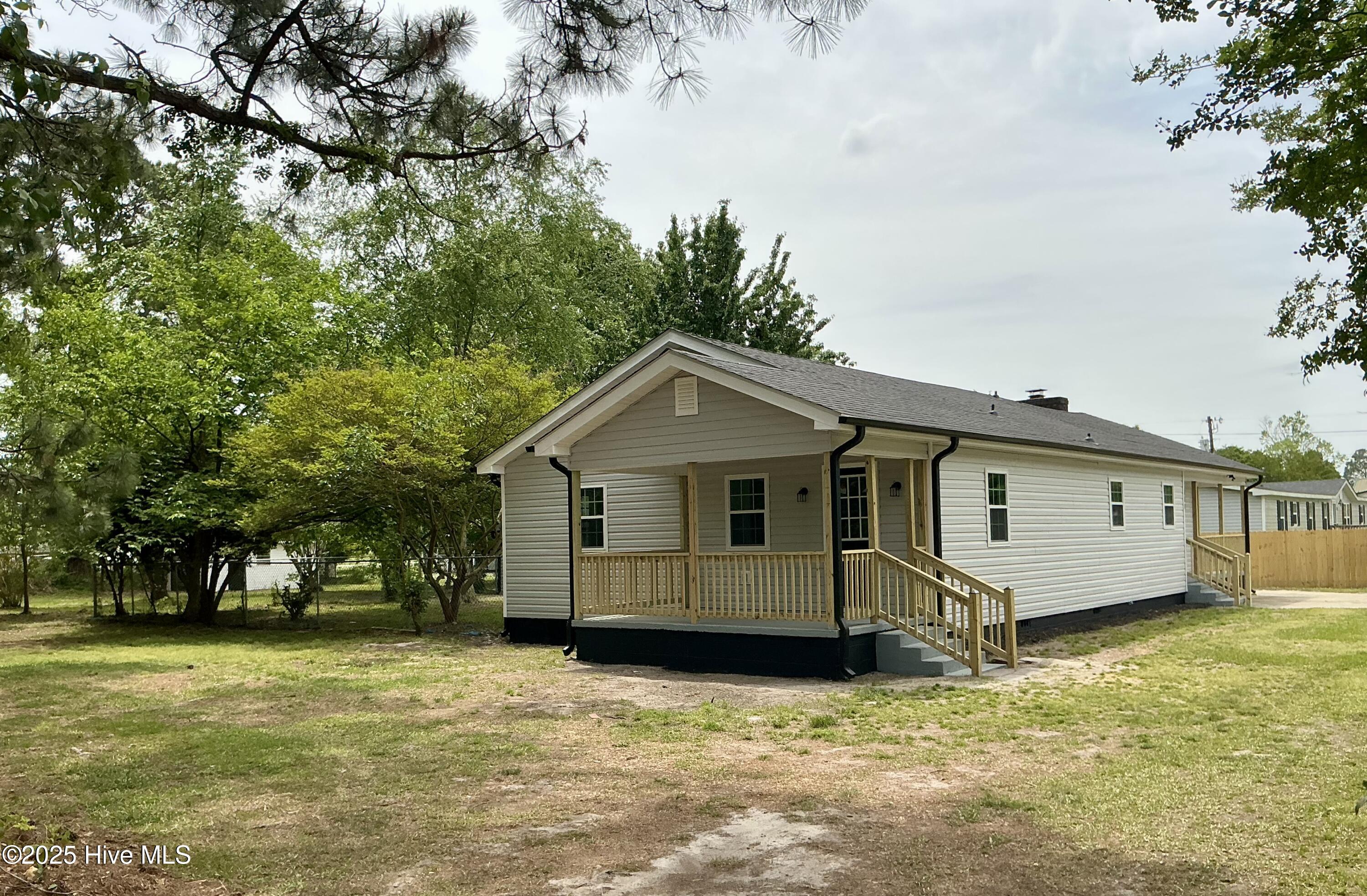 338 Potts Road Property Photo
