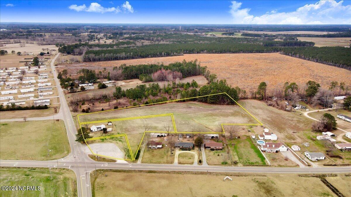 2305 Highway 13 Property Photo