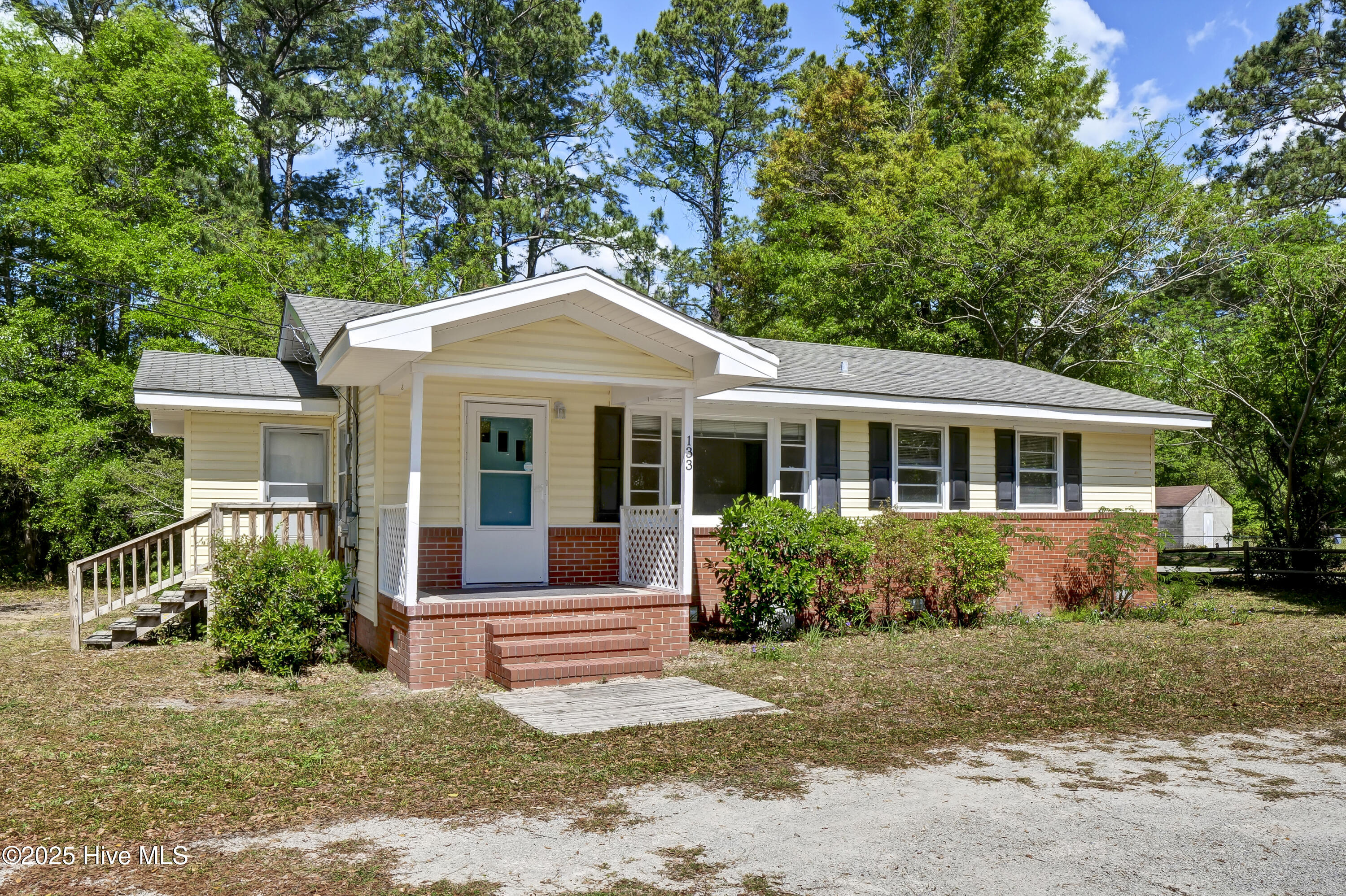 133 Hinton Avenue Property Photo 1